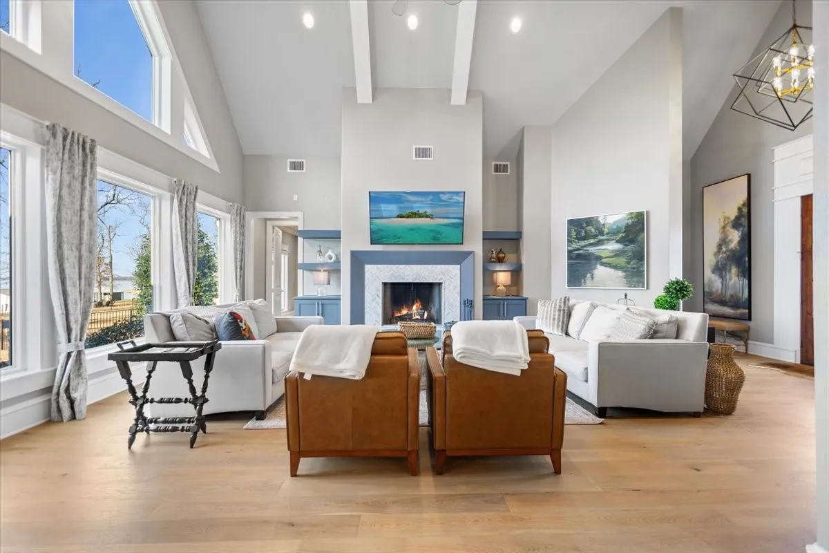 Single Family Residence For Sale in Henderson County , 5502 Nathan Drive, Chandler, Texas 75758, 5 Bedroom, 5 Bathroom, 3 Garage spaces, 3,855 Sqft, built in 2018, Preowned, mls#21171709, Real Estate Agent in Chandler, Homes For Sale in Henderson county, Homes For Sale in Chandler, Realtor in Chandler Texas, Real Estate Brokerage Independent Realty Texas, Luminita Cordes Realtor