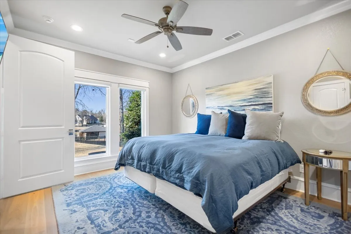 Single Family Residence For Sale in Henderson County , 5502 Nathan Drive, Chandler, Texas 75758, 5 Bedroom, 5 Bathroom, 3 Garage spaces, 3,855 Sqft, built in 2018, Preowned, mls#21171709, Real Estate Agent in Chandler, Homes For Sale in Henderson county, Homes For Sale in Chandler, Realtor in Chandler Texas, Real Estate Brokerage Independent Realty Texas, Luminita Cordes Realtor