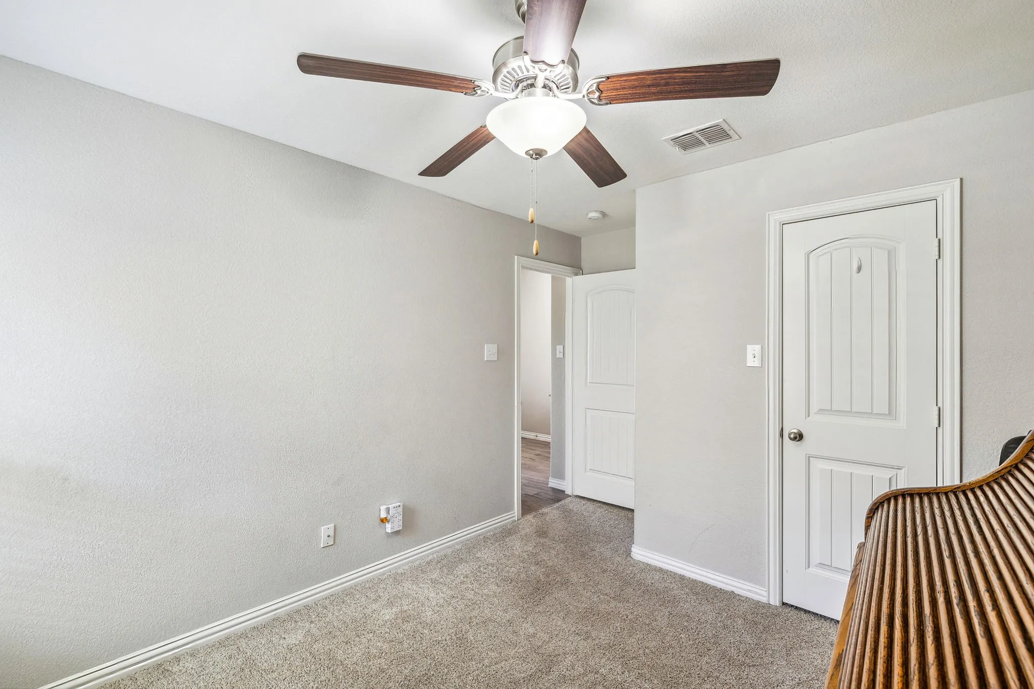 Single Family Residence For Sale in Collin County , 404 Madrone Lane, Princeton, Texas 75407, 3 Bedroom, 2 Bathroom, 2 Garage spaces, 1,598 Sqft, built in 2018, Preowned, Price $279,500, mls#21180593, Real Estate Agent in Princeton, Homes For Sale in Collin county, Homes For Sale in Princeton, Realtor in Princeton Texas, Real Estate Brokerage Independent Realty Texas, Luminita Cordes Realtor