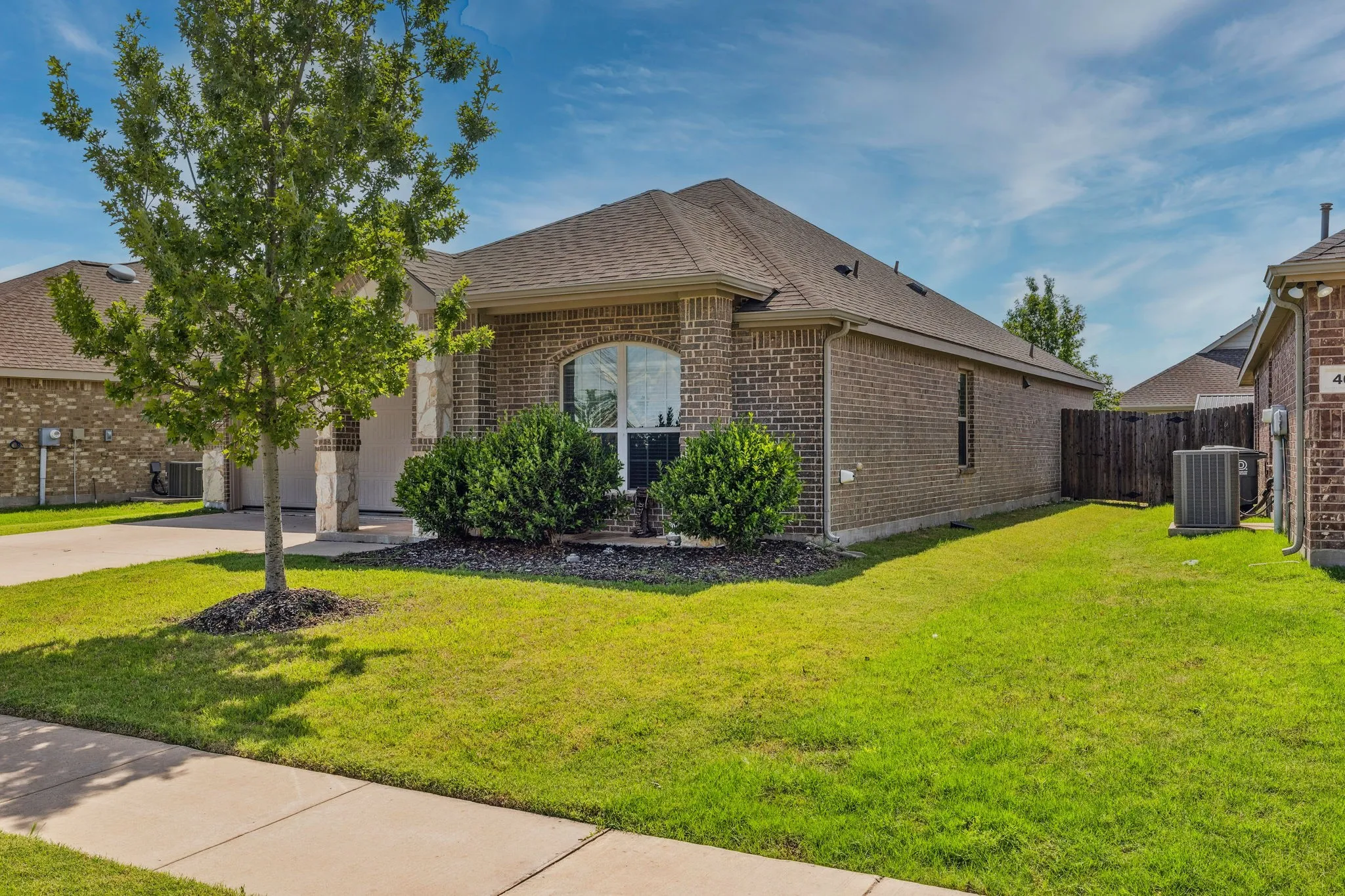 Single Family Residence For Sale in Collin County , 404 Madrone Lane, Princeton, Texas 75407, 3 Bedroom, 2 Bathroom, 2 Garage spaces, 1,598 Sqft, built in 2018, Preowned, Price $279,500, mls#21180593, Real Estate Agent in Princeton, Homes For Sale in Collin county, Homes For Sale in Princeton, Realtor in Princeton Texas, Real Estate Brokerage Independent Realty Texas, Luminita Cordes Realtor
