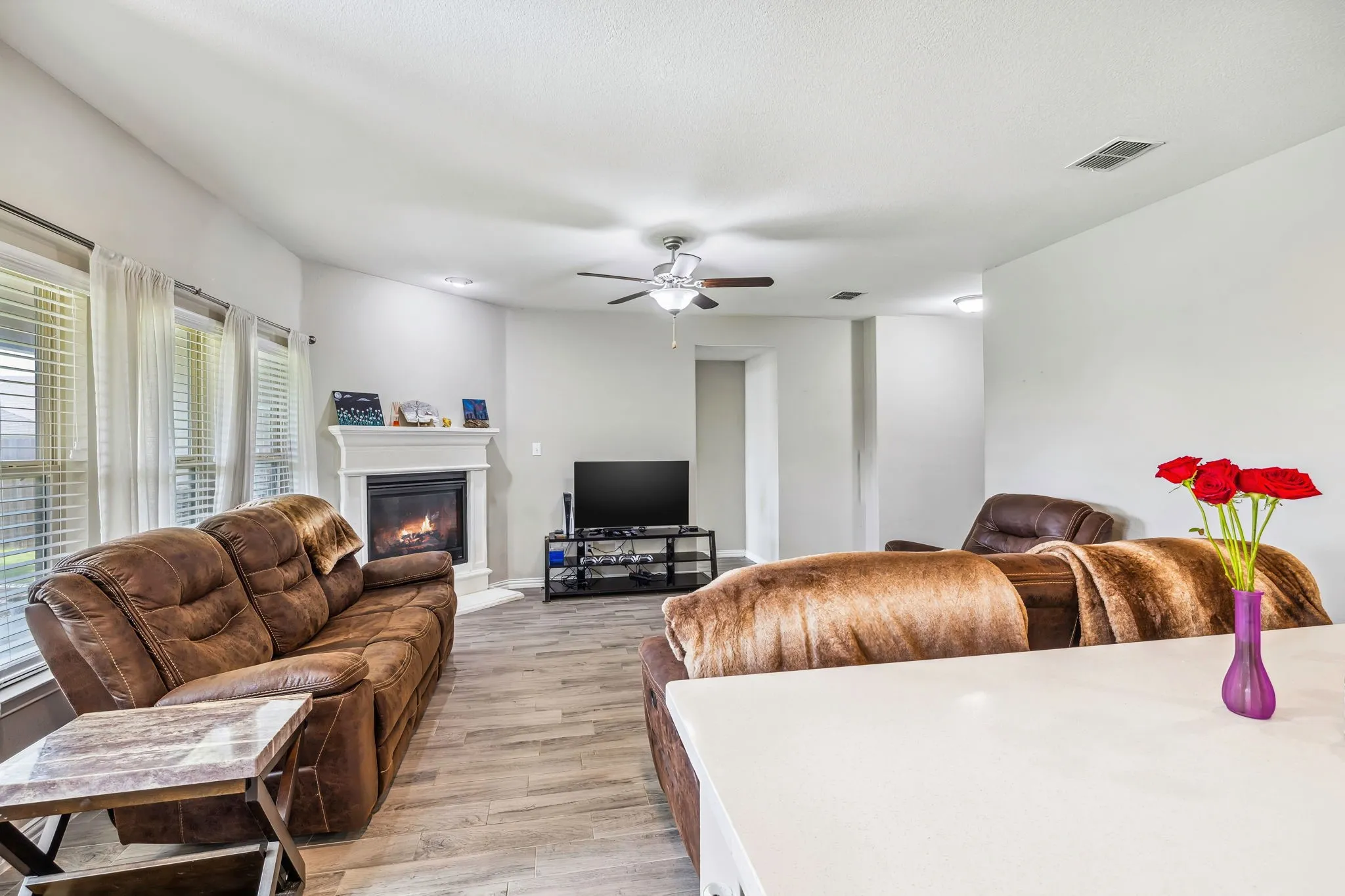 Single Family Residence For Sale in Collin County , 404 Madrone Lane, Princeton, Texas 75407, 3 Bedroom, 2 Bathroom, 2 Garage spaces, 1,598 Sqft, built in 2018, Preowned, Price $279,500, mls#21180593, Real Estate Agent in Princeton, Homes For Sale in Collin county, Homes For Sale in Princeton, Realtor in Princeton Texas, Real Estate Brokerage Independent Realty Texas, Luminita Cordes Realtor