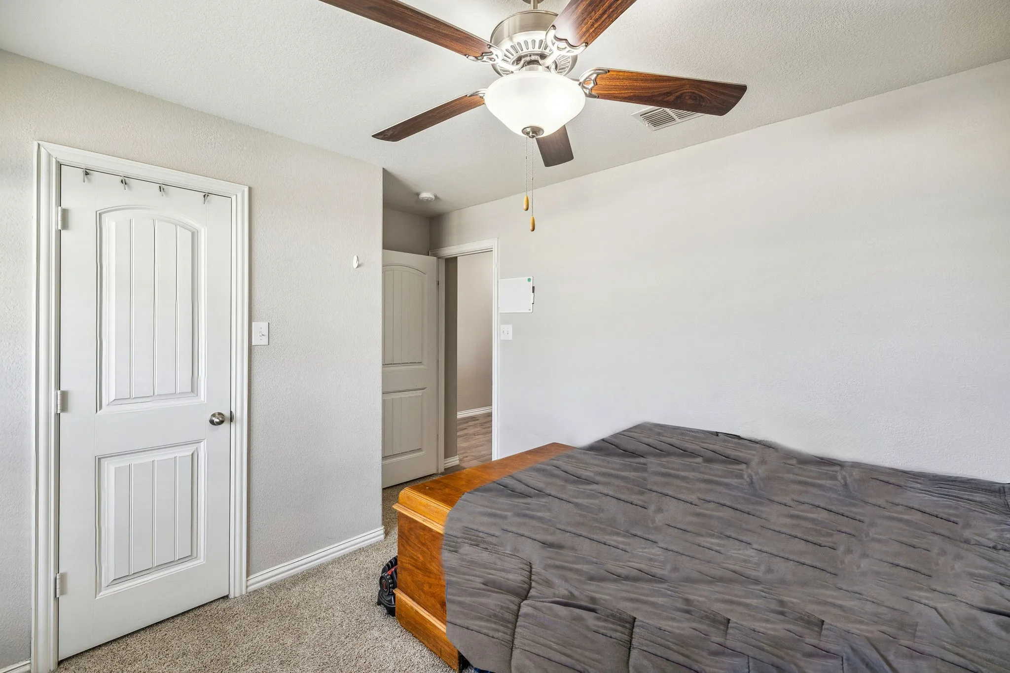 Single Family Residence For Sale in Collin County , 404 Madrone Lane, Princeton, Texas 75407, 3 Bedroom, 2 Bathroom, 2 Garage spaces, 1,598 Sqft, built in 2018, Preowned, Price $279,500, mls#21180593, Real Estate Agent in Princeton, Homes For Sale in Collin county, Homes For Sale in Princeton, Realtor in Princeton Texas, Real Estate Brokerage Independent Realty Texas, Luminita Cordes Realtor