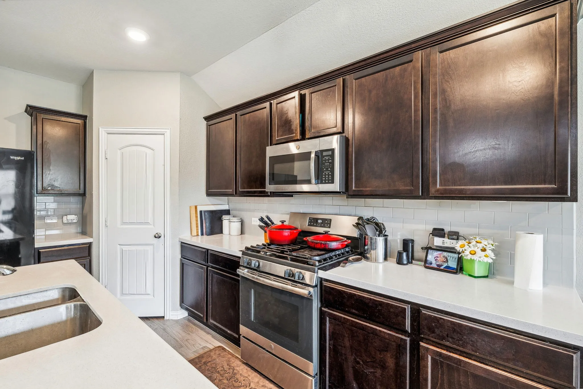 Single Family Residence For Sale in Collin County , 404 Madrone Lane, Princeton, Texas 75407, 3 Bedroom, 2 Bathroom, 2 Garage spaces, 1,598 Sqft, built in 2018, Preowned, Price $279,500, mls#21180593, Real Estate Agent in Princeton, Homes For Sale in Collin county, Homes For Sale in Princeton, Realtor in Princeton Texas, Real Estate Brokerage Independent Realty Texas, Luminita Cordes Realtor