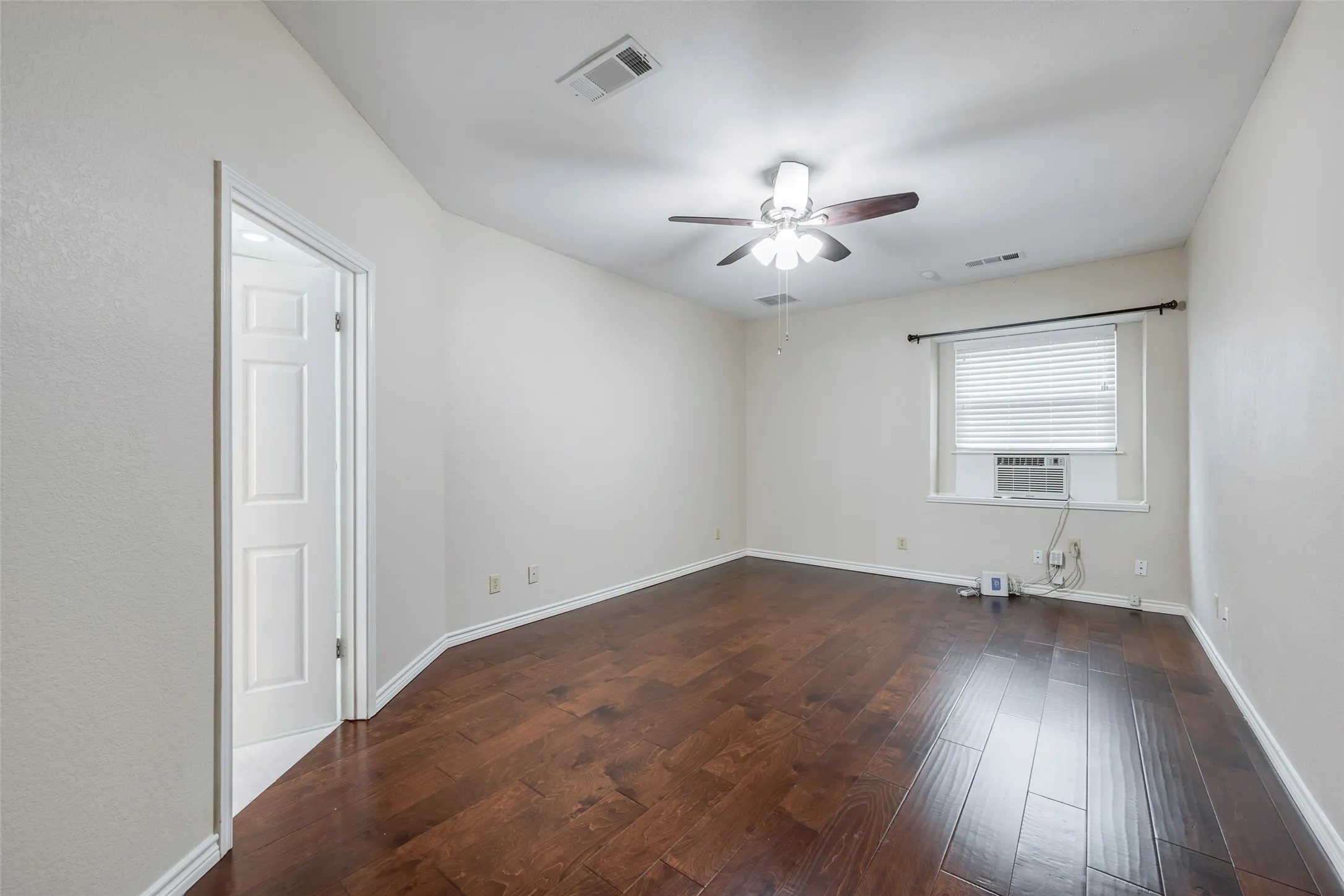Main level primary bedroom