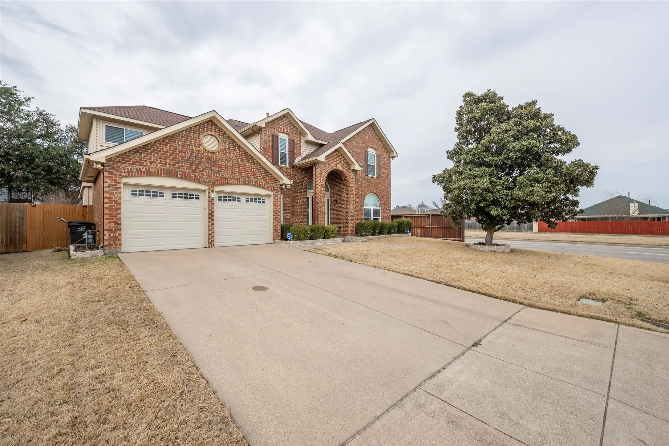 Well maintained corner lot