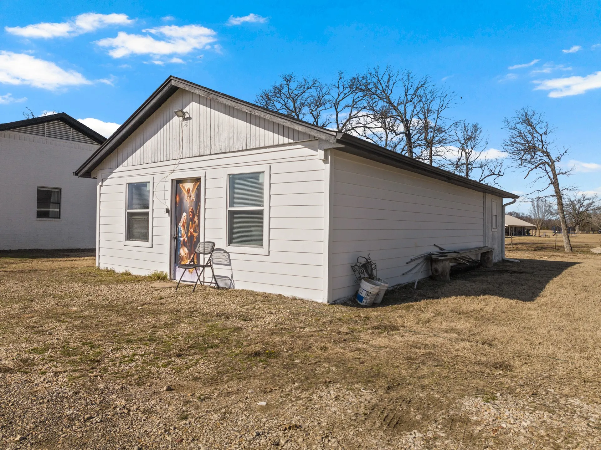 Single Family Residence For Sale in Hopkins County , 236 CR 2391 Tract 1, Pickton, Texas 75471, 6 Bedroom, 4 Bathroom, Garage spaces, 3,566 Sqft, built in 1992, mls#21180845, Real Estate Agent in Pickton, Homes For Sale in Hopkins county, Homes For Sale in Pickton, Realtor in Pickton Texas, Real Estate Brokerage Independent Realty Texas, Luminita Cordes Realtor
