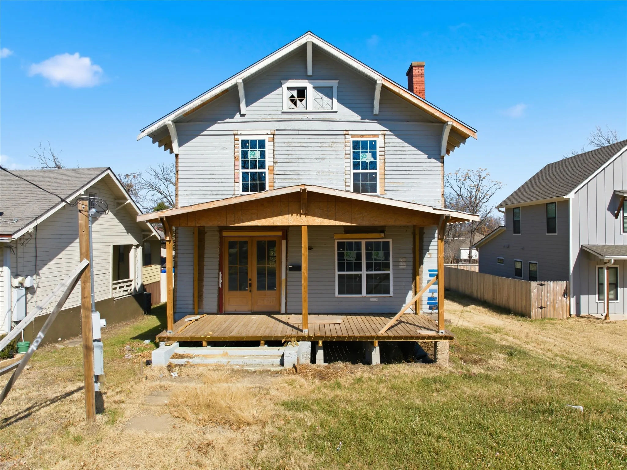Single Family Residence For Sale in Mc Lennan County , 707 N 15th Street, Waco, Texas 76707, 4 Bedroom, 2 Bathroom, Garage spaces, 2,114 Sqft, built in 1910, mls#21180860, Real Estate Agent in Waco, Homes For Sale in Mc Lennan county, Homes For Sale in Waco, Realtor in Waco Texas, Real Estate Brokerage Independent Realty Texas, Luminita Cordes Realtor