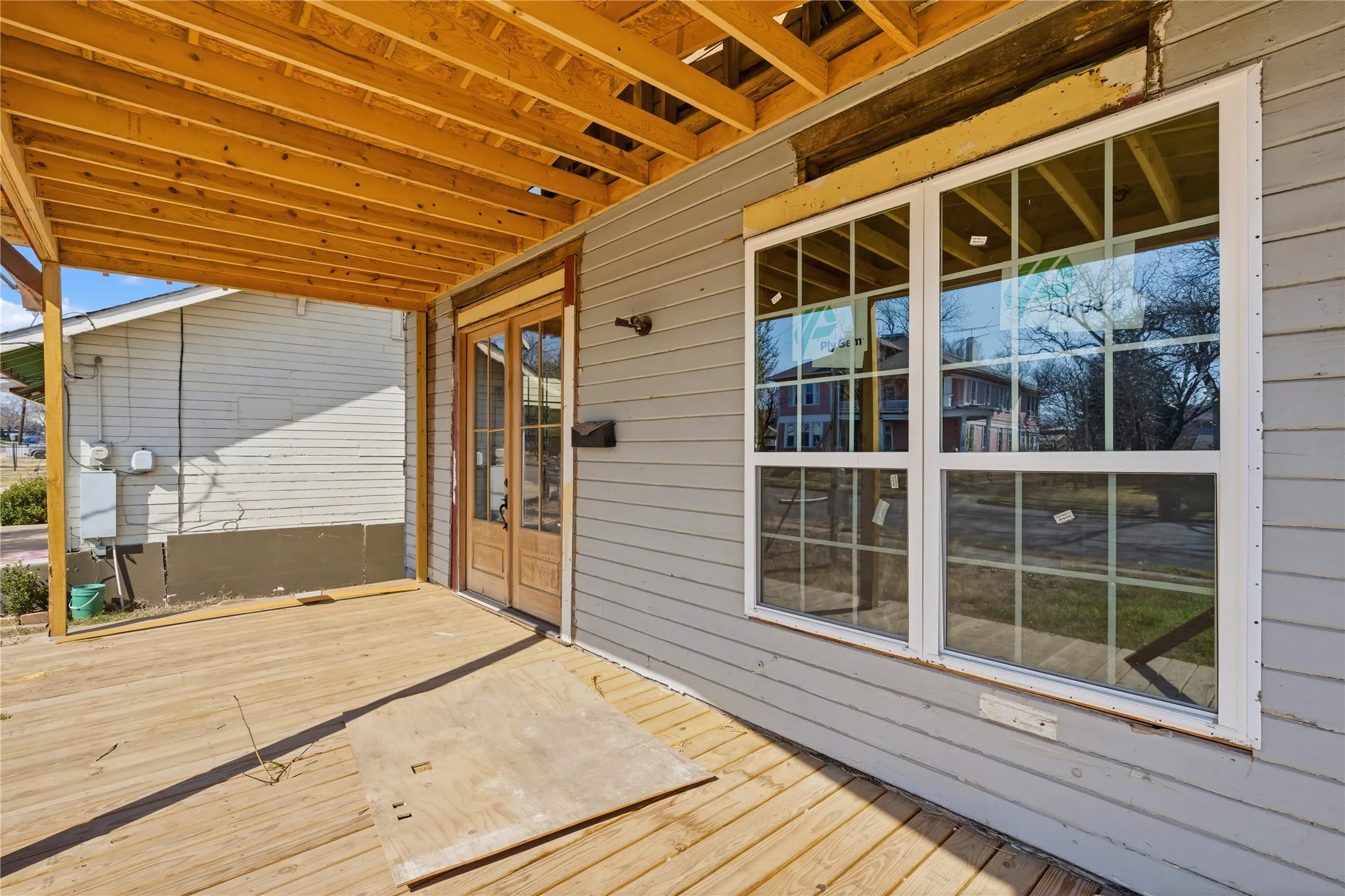 Single Family Residence For Sale in Mc Lennan County , 707 N 15th Street, Waco, Texas 76707, 4 Bedroom, 2 Bathroom, Garage spaces, 2,114 Sqft, built in 1910, mls#21180860, Real Estate Agent in Waco, Homes For Sale in Mc Lennan county, Homes For Sale in Waco, Realtor in Waco Texas, Real Estate Brokerage Independent Realty Texas, Luminita Cordes Realtor