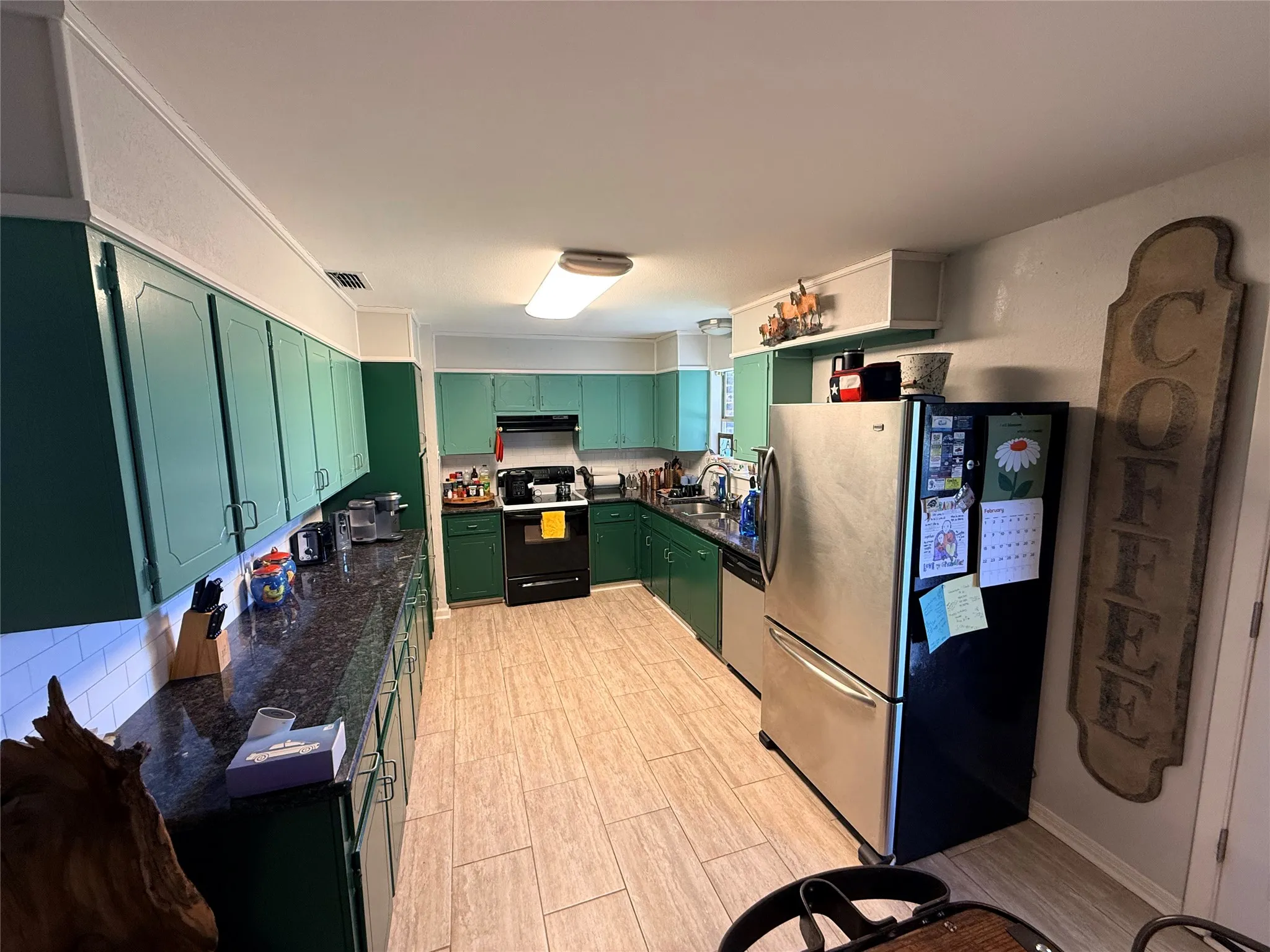 Single Family Residence For Sale in Mc Lennan County , 351 Bosque Bend Lane, China Spring, Texas 76633, 3 Bedrooms, 2 Bathrooms, 2 Garage spaces, 1,655 Sqft, built in 1976, Preowned, Price $375,000, mls#21178154, Real Estate Agent in China Spring, Homes For Sale in Mc Lennan county, Homes For Sale in China Spring, Realtor in China Spring Texas, Real Estate Brokerage Independent Realty Texas, Luminita Cordes Realtor
