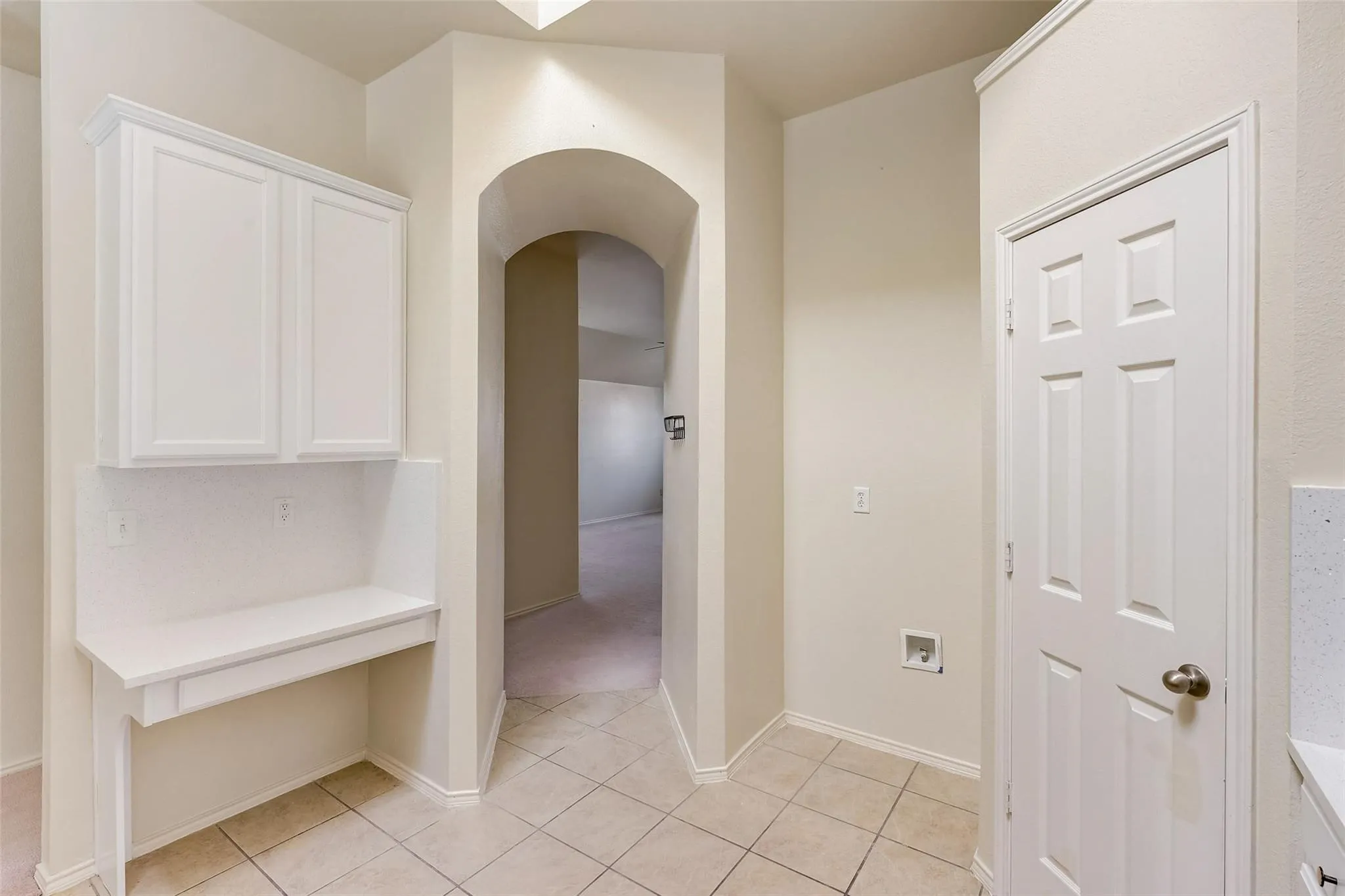 Single Family Residence For Sale in Tarrant County , 4905 Summer Oaks Lane, Fort Worth, Texas 76123, 3 Bedroom, 2 Bathroom, 2 Garage spaces, 1,788 Sqft, built in 2004, mls#21180990, Real Estate Agent in Fort Worth, Homes For Sale in Tarrant county, Homes For Sale in Fort Worth, Realtor in Fort Worth Texas, Real Estate Brokerage Independent Realty Texas, Luminita Cordes Realtor