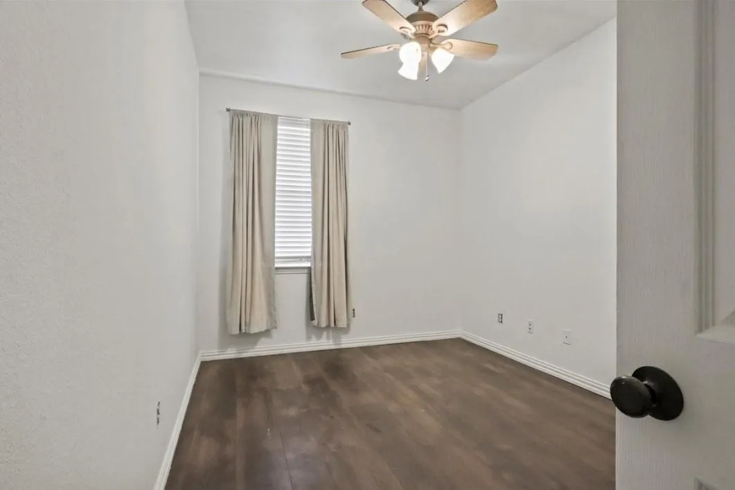 Single Family Residence For Sale in Kaufman County , 2170 County Road 269, Crandall, Texas 75114, 3 Bedroom, 2 Bathroom, Garage spaces, 1,702 Sqft, built in 2005, Preowned, mls#21181015, Real Estate Agent in Crandall, Homes For Sale in Kaufman county, Homes For Sale in Crandall, Realtor in Crandall Texas, Real Estate Brokerage Independent Realty Texas, Luminita Cordes Realtor