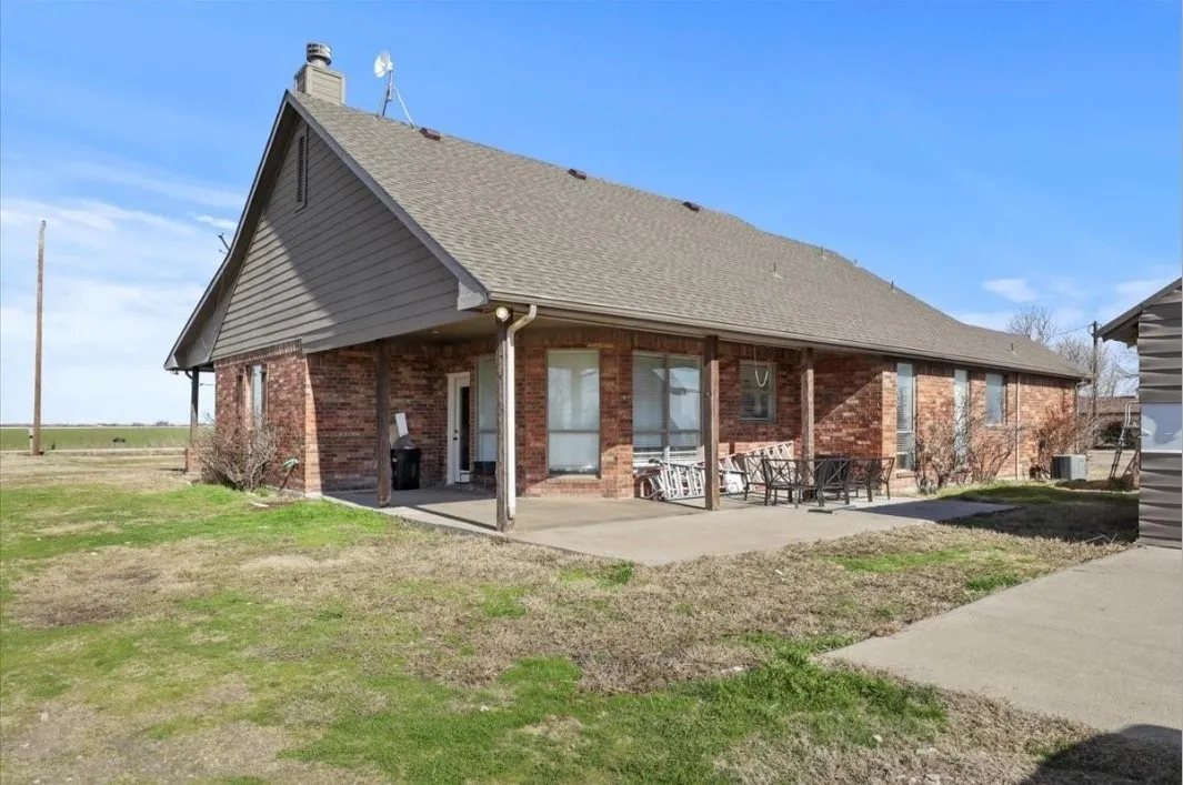 Single Family Residence For Sale in Kaufman County , 2170 County Road 269, Crandall, Texas 75114, 3 Bedroom, 2 Bathroom, Garage spaces, 1,702 Sqft, built in 2005, Preowned, mls#21181015, Real Estate Agent in Crandall, Homes For Sale in Kaufman county, Homes For Sale in Crandall, Realtor in Crandall Texas, Real Estate Brokerage Independent Realty Texas, Luminita Cordes Realtor