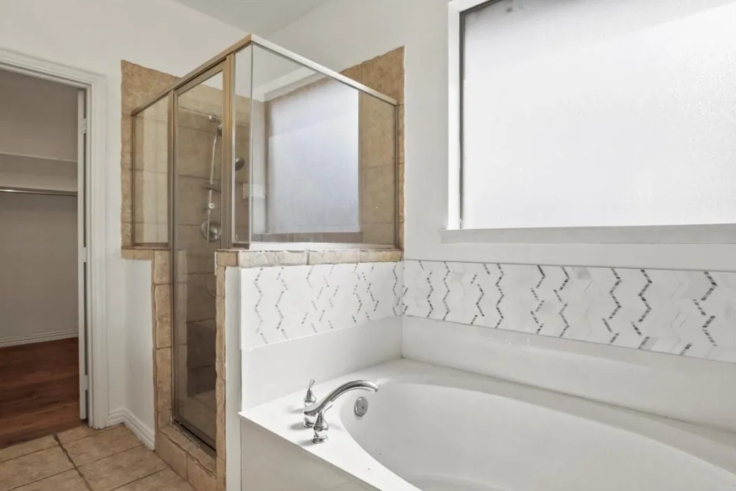 Single Family Residence For Sale in Kaufman County , 2170 County Road 269, Crandall, Texas 75114, 3 Bedroom, 2 Bathroom, Garage spaces, 1,702 Sqft, built in 2005, Preowned, mls#21181015, Real Estate Agent in Crandall, Homes For Sale in Kaufman county, Homes For Sale in Crandall, Realtor in Crandall Texas, Real Estate Brokerage Independent Realty Texas, Luminita Cordes Realtor