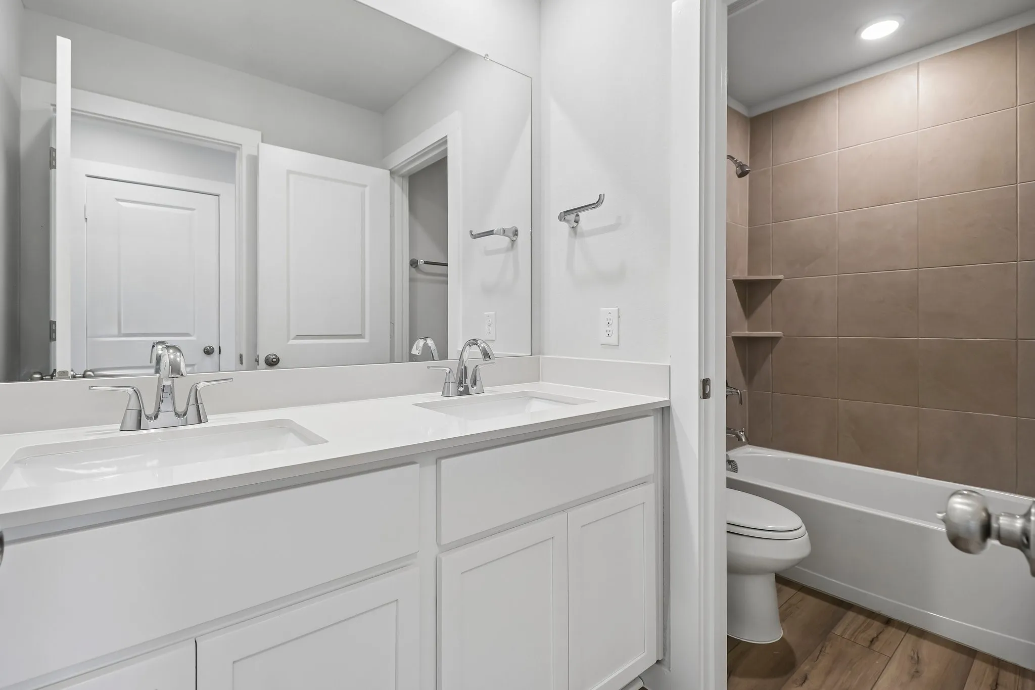 Single Family Residence For Sale in Rockwall County , 617 Teardrop Court, Royse City, Texas 75189, 4 Bedroom, 3 Bathroom, 2 Garage spaces, 2,260 Sqft, built in 2026, New Construction - Incomplete, mls#21181069, Real Estate Agent in Royse City, Homes For Sale in Rockwall county, Homes For Sale in Royse City, Realtor in Royse City Texas, Real Estate Brokerage Independent Realty Texas, Luminita Cordes Realtor