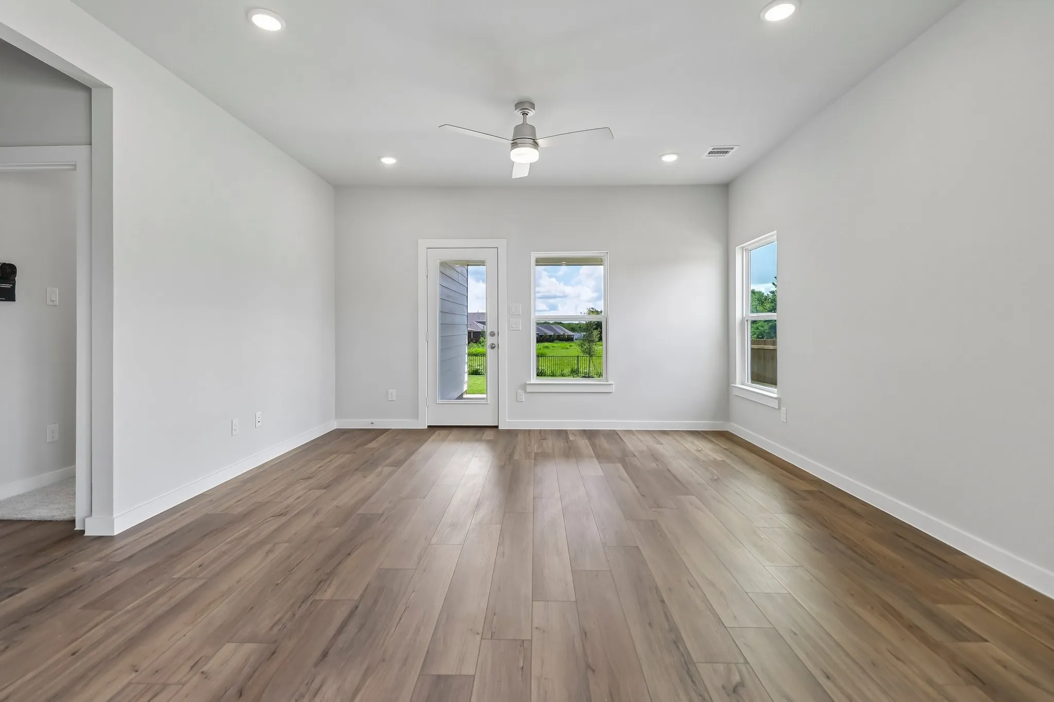 Single Family Residence For Sale in Rockwall County , 617 Teardrop Court, Royse City, Texas 75189, 4 Bedroom, 3 Bathroom, 2 Garage spaces, 2,260 Sqft, built in 2026, New Construction - Incomplete, mls#21181069, Real Estate Agent in Royse City, Homes For Sale in Rockwall county, Homes For Sale in Royse City, Realtor in Royse City Texas, Real Estate Brokerage Independent Realty Texas, Luminita Cordes Realtor