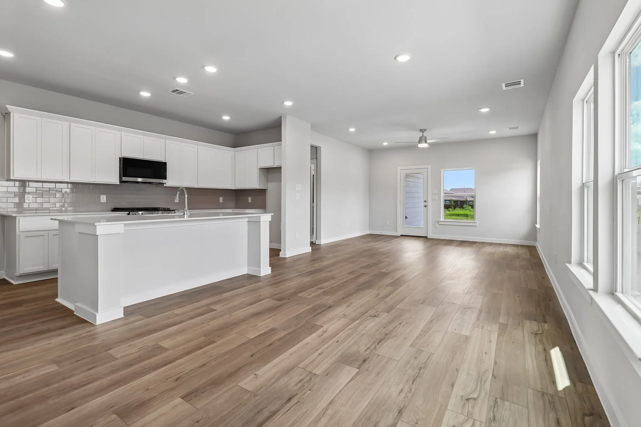 Single Family Residence For Sale in Rockwall County , 617 Teardrop Court, Royse City, Texas 75189, 4 Bedroom, 3 Bathroom, 2 Garage spaces, 2,260 Sqft, built in 2026, New Construction - Incomplete, mls#21181069, Real Estate Agent in Royse City, Homes For Sale in Rockwall county, Homes For Sale in Royse City, Realtor in Royse City Texas, Real Estate Brokerage Independent Realty Texas, Luminita Cordes Realtor