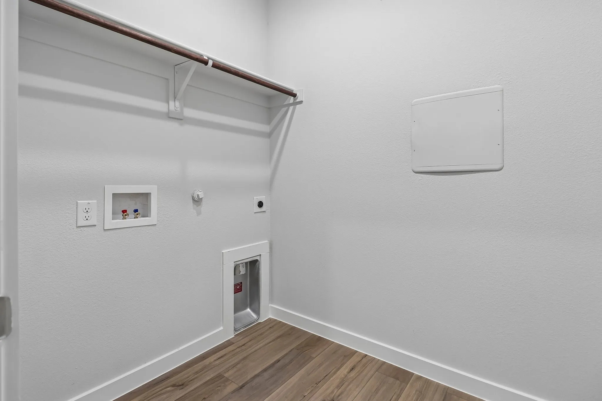 Single Family Residence For Sale in Rockwall County , 617 Teardrop Court, Royse City, Texas 75189, 4 Bedroom, 3 Bathroom, 2 Garage spaces, 2,260 Sqft, built in 2026, New Construction - Incomplete, mls#21181069, Real Estate Agent in Royse City, Homes For Sale in Rockwall county, Homes For Sale in Royse City, Realtor in Royse City Texas, Real Estate Brokerage Independent Realty Texas, Luminita Cordes Realtor