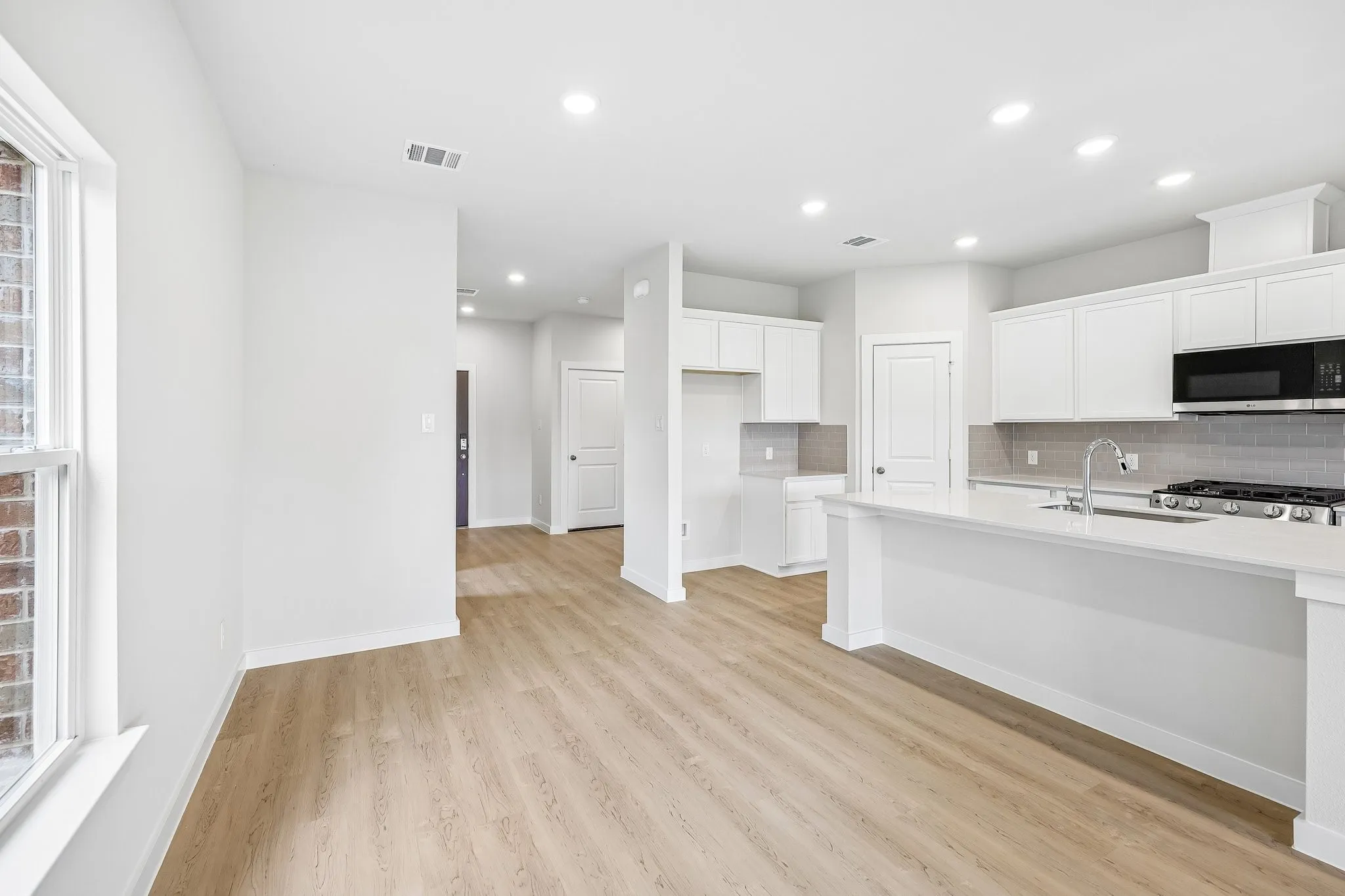 Single Family Residence For Sale in Kaufman County , 720 Ashley Gardens Drive, Forney, Texas 75126, 4 Bedroom, 3 Bathroom, 2 Garage spaces, 2,003 Sqft, built in 2026, New Construction - Incomplete, mls#21181073, Real Estate Agent in Forney, Homes For Sale in Kaufman county, Homes For Sale in Forney, Realtor in Forney Texas, Real Estate Brokerage Independent Realty Texas, Luminita Cordes Realtor
