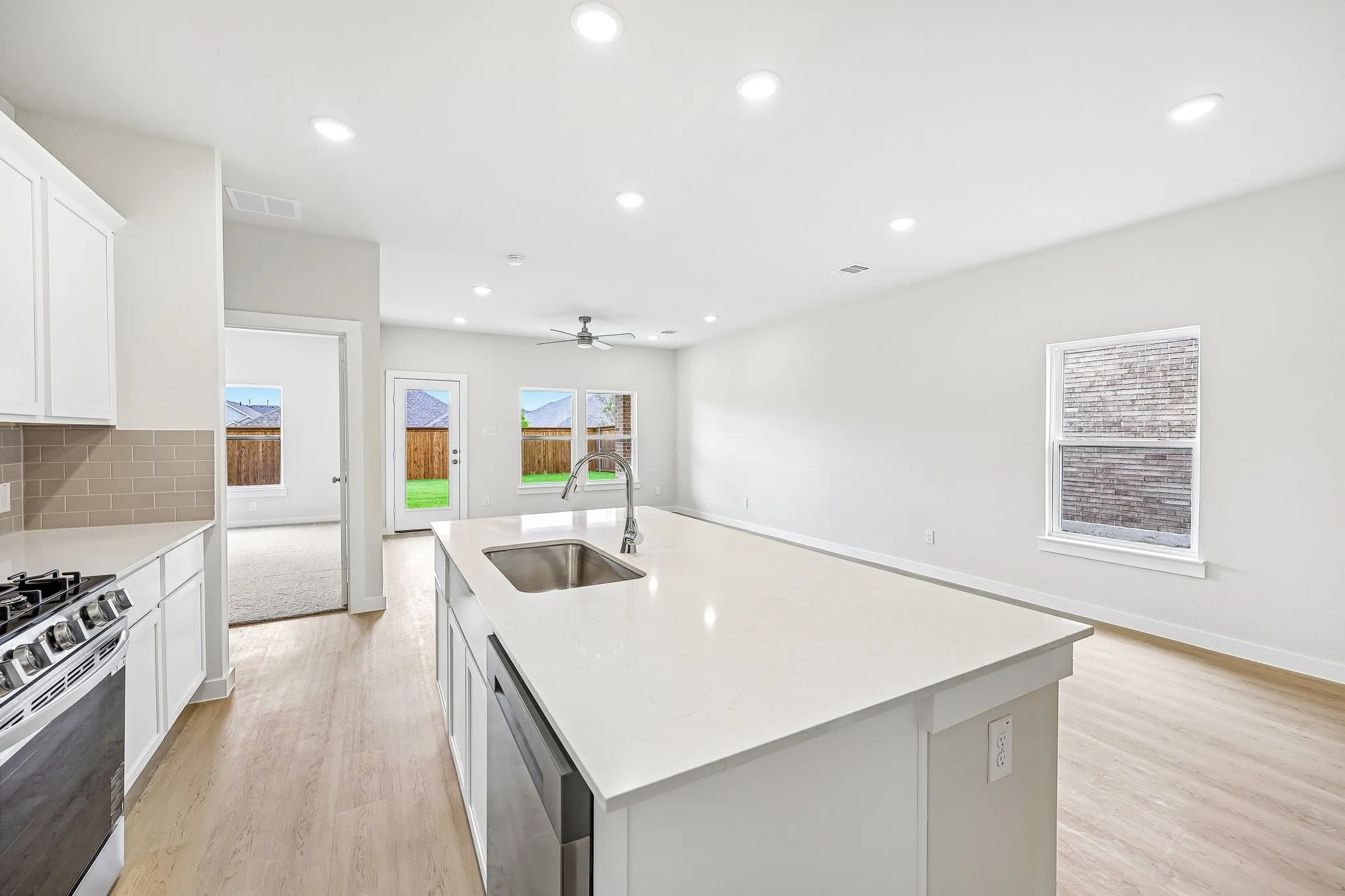 Single Family Residence For Sale in Kaufman County , 720 Ashley Gardens Drive, Forney, Texas 75126, 4 Bedroom, 3 Bathroom, 2 Garage spaces, 2,003 Sqft, built in 2026, New Construction - Incomplete, mls#21181073, Real Estate Agent in Forney, Homes For Sale in Kaufman county, Homes For Sale in Forney, Realtor in Forney Texas, Real Estate Brokerage Independent Realty Texas, Luminita Cordes Realtor