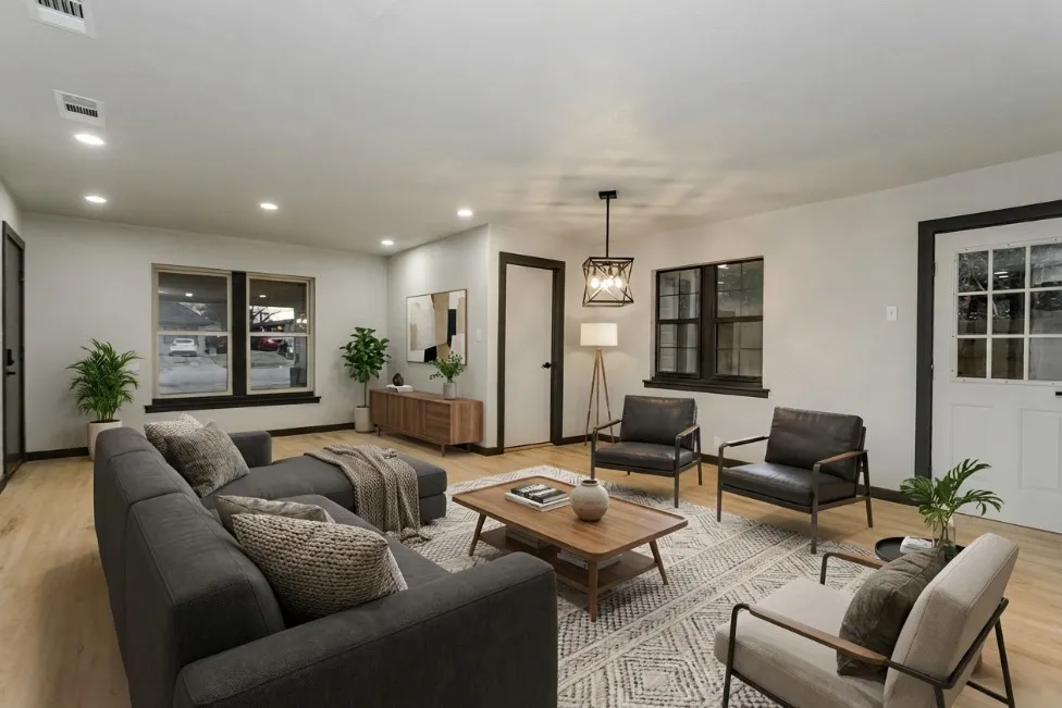 Single Family Residence For Sale in Tarrant County , 4520 Geddes Avenue, Fort Worth, Texas 76107, 4 Bedroom, 3 Bathroom, 1 Garage spaces, 2,476 Sqft, built in 1952, mls#21181175, Real Estate Agent in Fort Worth, Homes For Sale in Tarrant county, Homes For Sale in Fort Worth, Realtor in Fort Worth Texas, Real Estate Brokerage Independent Realty Texas, Luminita Cordes Realtor