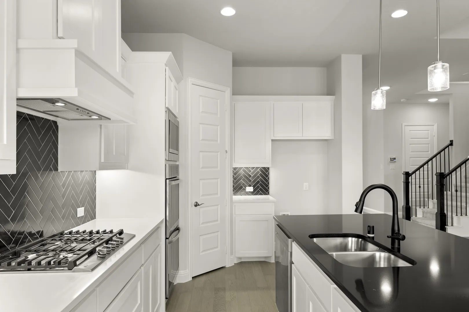9_11. 3301 Agnew - Kitchen (3)