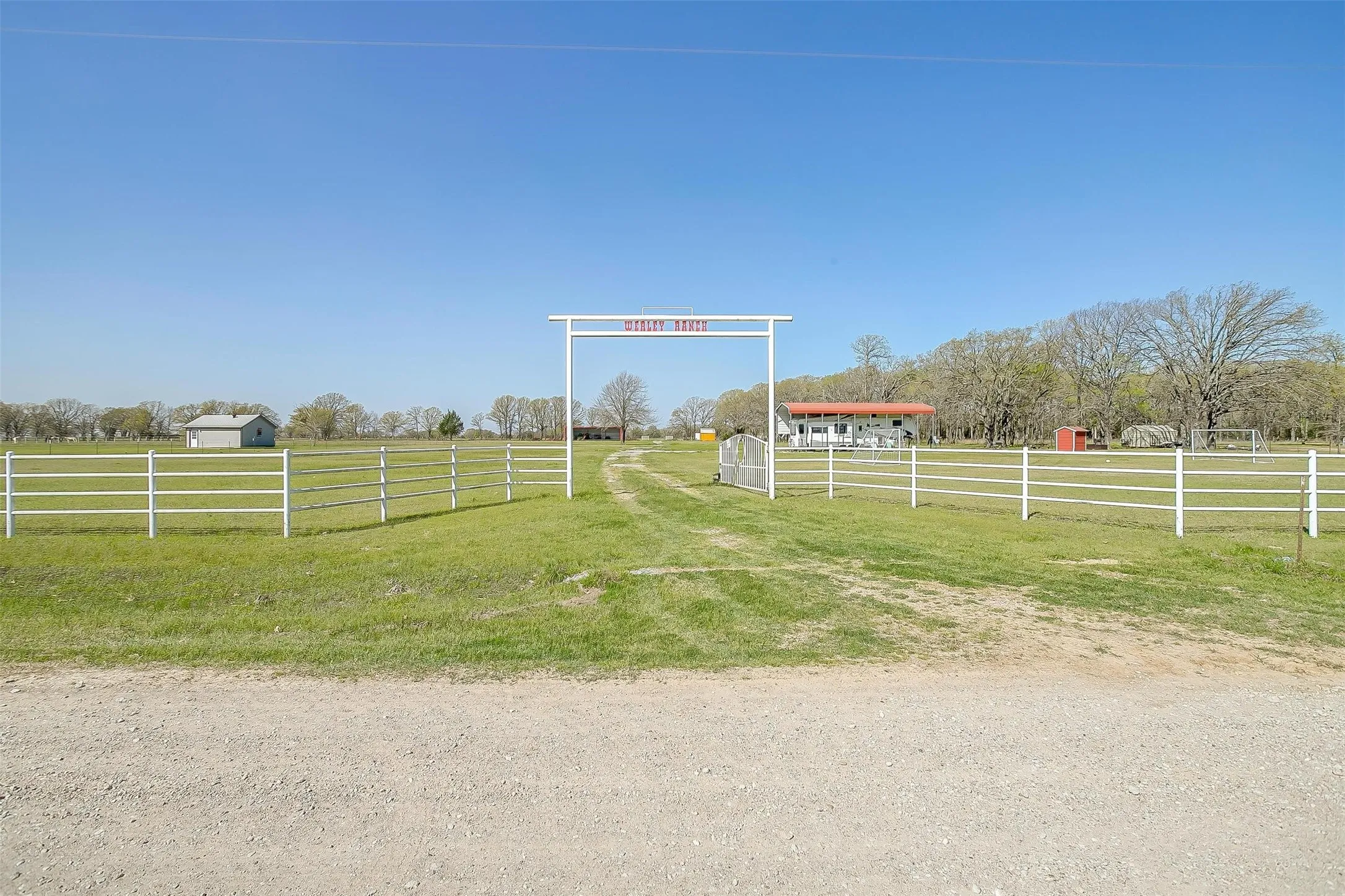 Unimproved Land For Sale in Henderson County , 11833 Southview Drive, Kemp, Texas 75143, 0, 0, Garage spaces, 0 Sqft, built in 2016, Price $999,999, mls#21181184, Real Estate Agent in Kemp, Homes For Sale in Henderson county, Homes For Sale in Kemp, Realtor in Kemp Texas, Real Estate Brokerage Independent Realty Texas, Luminita Cordes Realtor