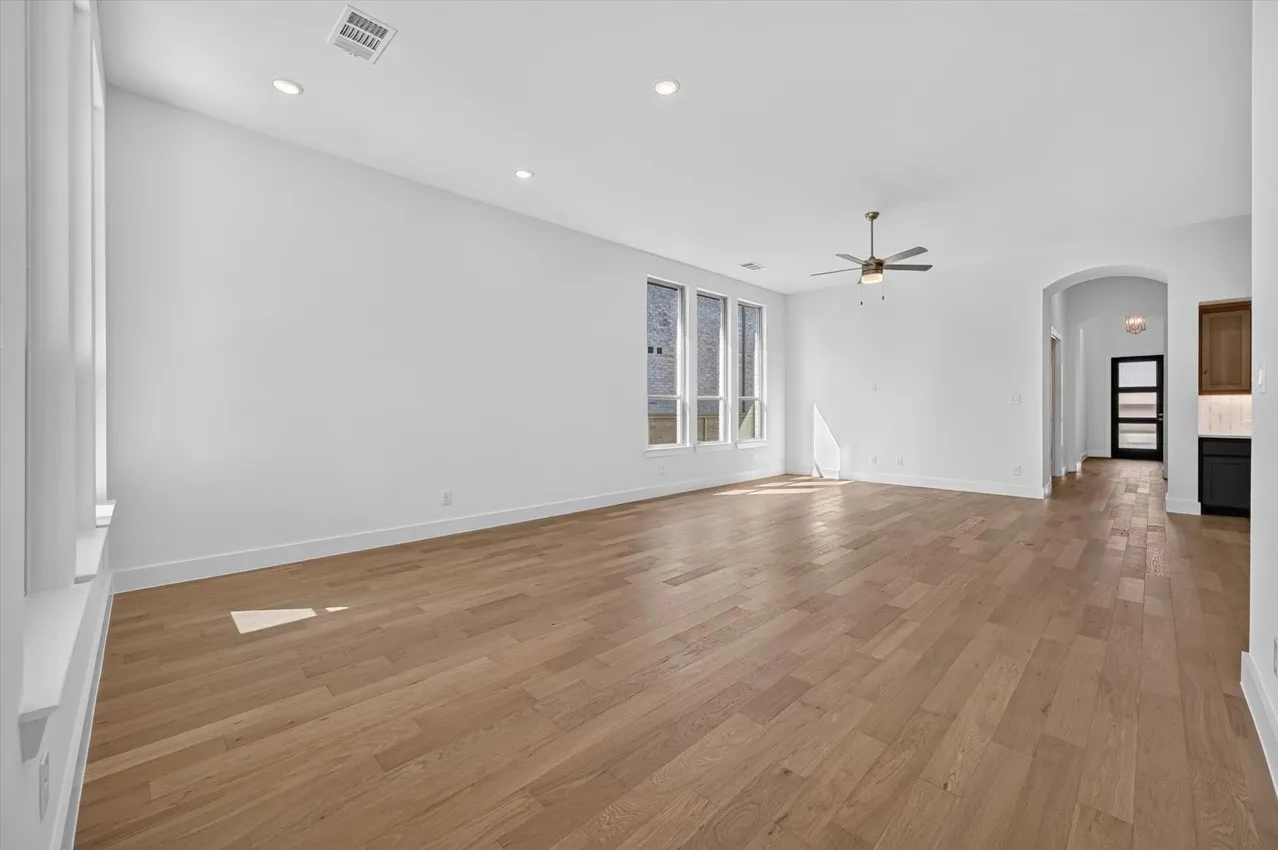 Single Family Residence For Sale in Denton County , 9809 Oak Glade Drive, Denton, Texas 76207, 4 Bedroom, 3 Bathroom, 2 Garage spaces, 2,460 Sqft, built in 2026, New Construction - Incomplete, mls#21180517, Real Estate Agent in Denton, Homes For Sale in Denton county, Homes For Sale in Denton, Realtor in Denton Texas, Real Estate Brokerage Independent Realty Texas, Luminita Cordes Realtor