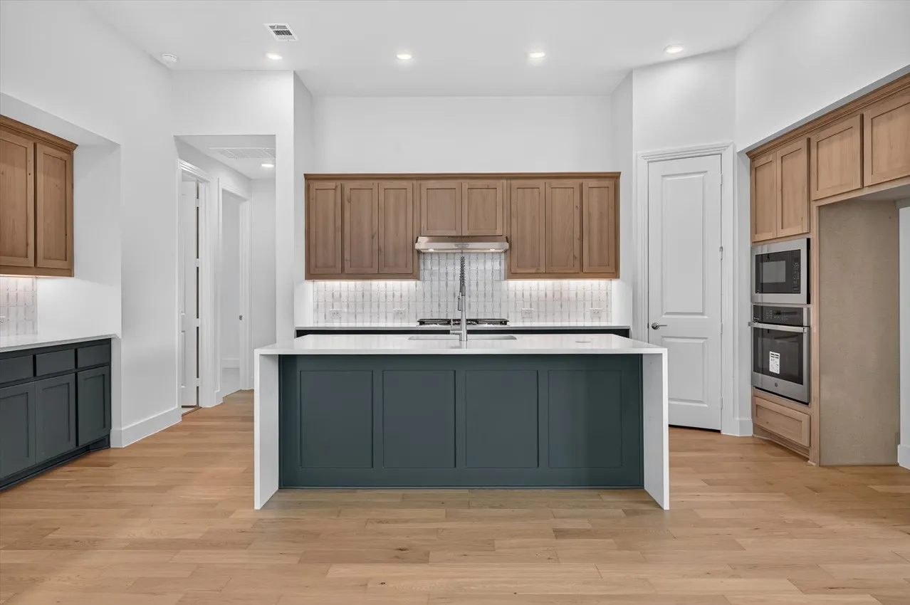 Single Family Residence For Sale in Denton County , 9809 Oak Glade Drive, Denton, Texas 76207, 4 Bedroom, 3 Bathroom, 2 Garage spaces, 2,460 Sqft, built in 2026, New Construction - Incomplete, mls#21180517, Real Estate Agent in Denton, Homes For Sale in Denton county, Homes For Sale in Denton, Realtor in Denton Texas, Real Estate Brokerage Independent Realty Texas, Luminita Cordes Realtor