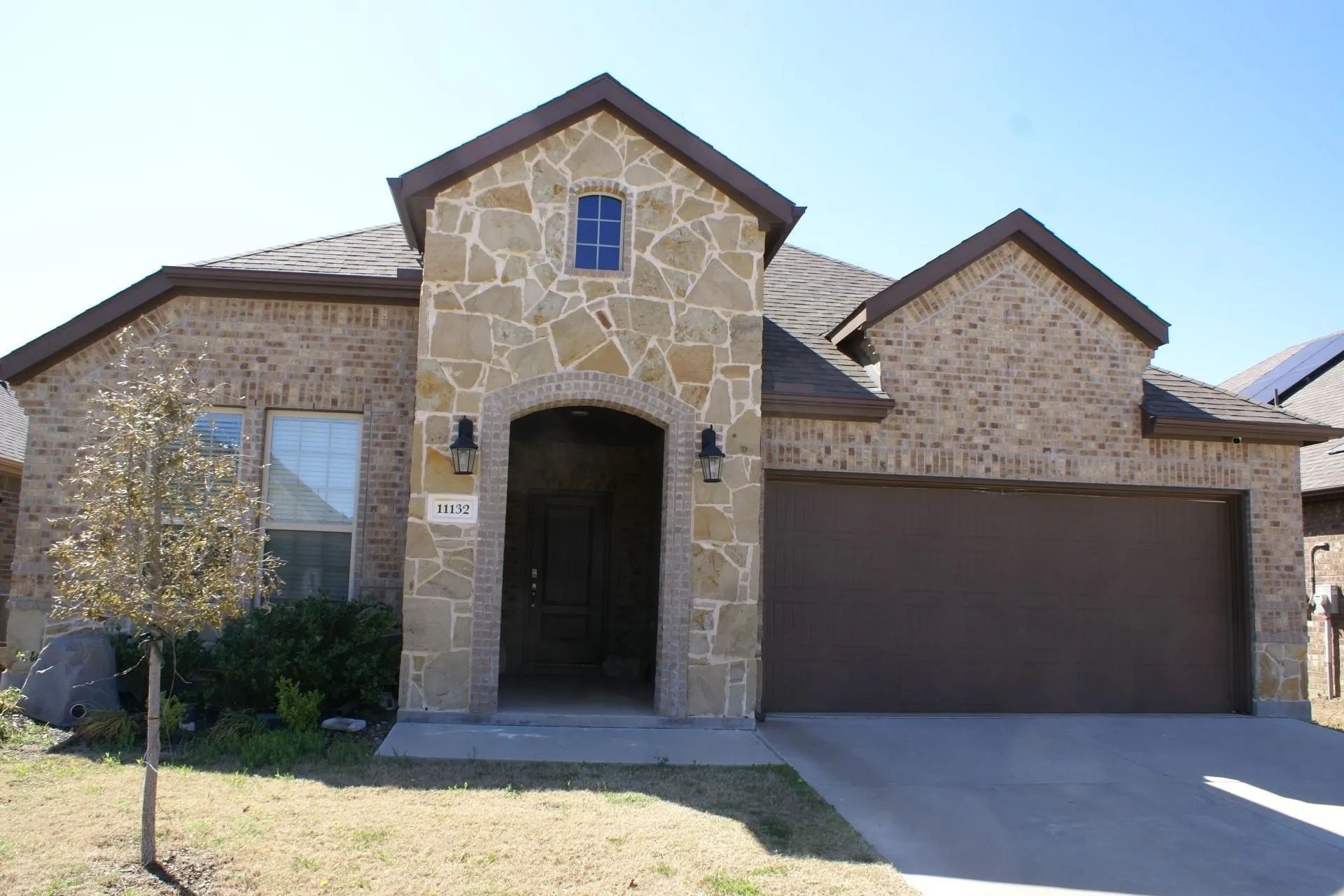 Single Family Residence For Sale in Denton County , 11132 Ranchera Drive, Aubrey, Texas 76227, 3 Bedroom, 2 Bathroom, 2 Garage spaces, 1,644 Sqft, built in 2021, Price $309,900, mls#21181216, Real Estate Agent in Aubrey, Homes For Sale in Denton county, Homes For Sale in Aubrey, Realtor in Aubrey Texas, Real Estate Brokerage Independent Realty Texas, Luminita Cordes Realtor