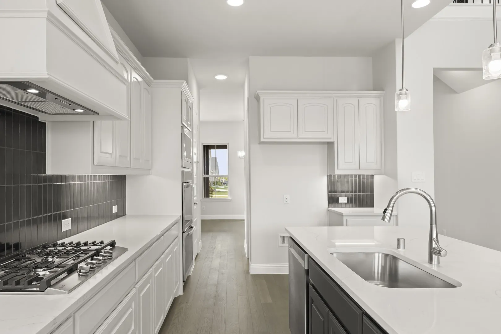 10_11. 3229 Agnew - Kitchen (3)