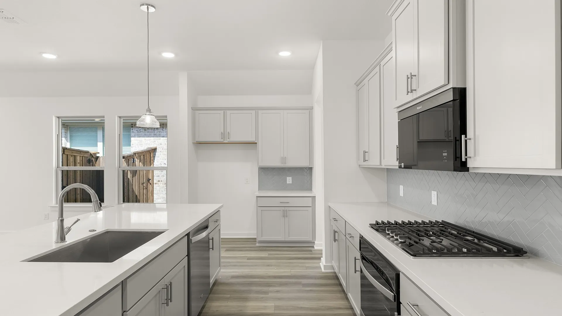 12. 769 Grand Dale - Kitchen (4)