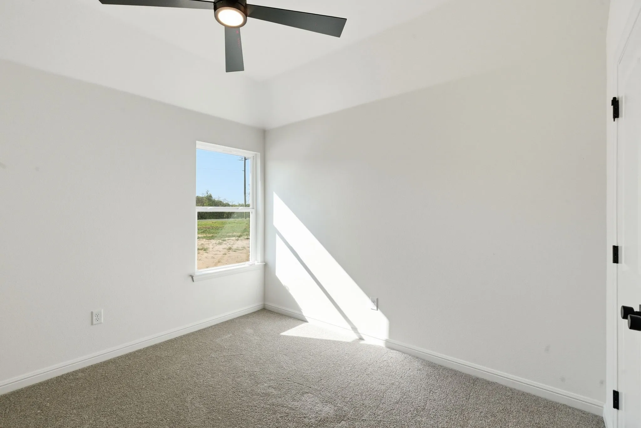 Single Family Residence For Sale in Hood County , 252 Yawney Drive, Lipan, Texas 76462, 4 Bedroom, 2 Bathroom, 1 Garage spaces, 1,680 Sqft, built in 2026, mls#21181321, Real Estate Agent in Lipan, Homes For Sale in Hood county, Homes For Sale in Lipan, Realtor in Lipan Texas, Real Estate Brokerage Independent Realty Texas, Luminita Cordes Realtor