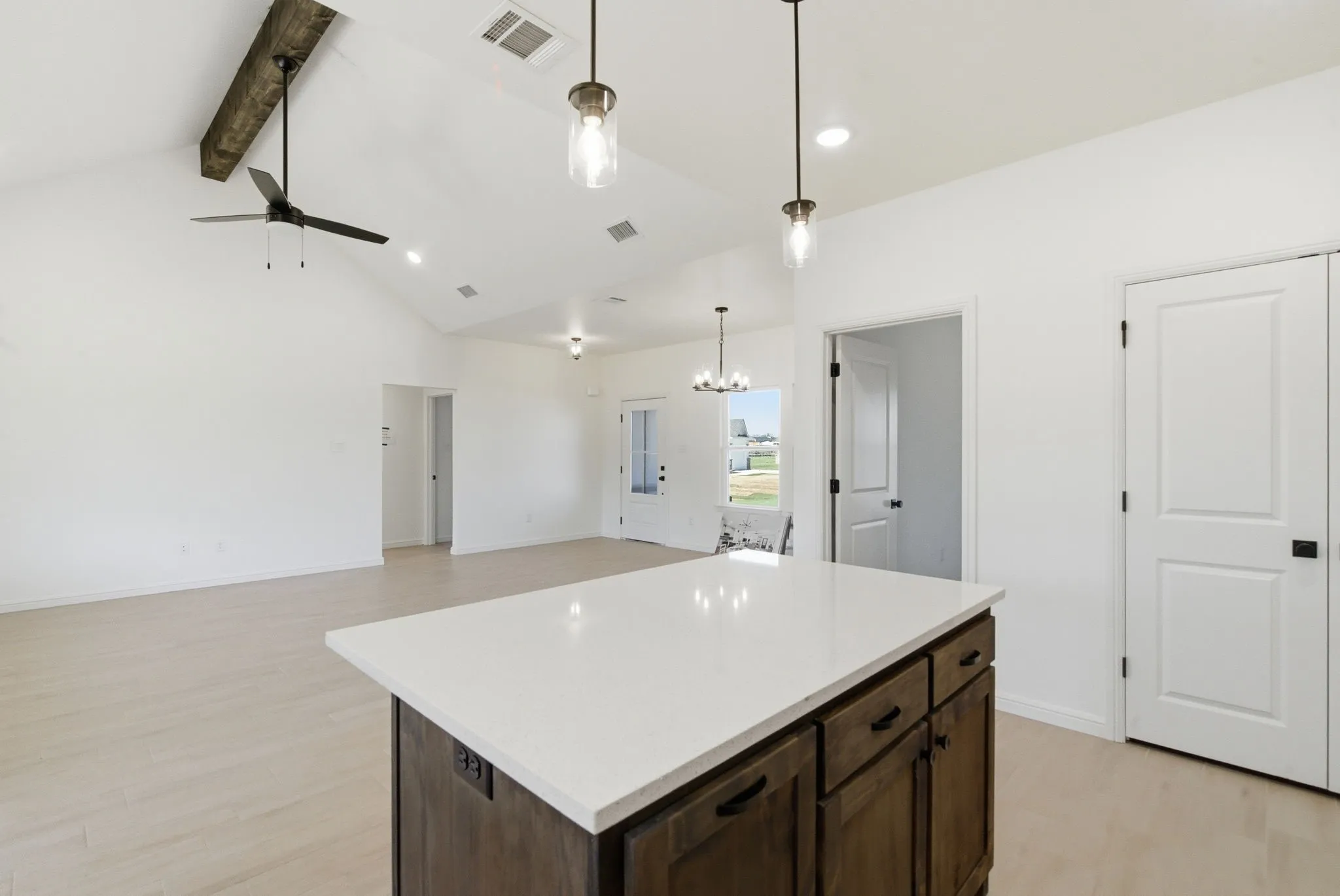 Single Family Residence For Sale in Hood County , 252 Yawney Drive, Lipan, Texas 76462, 4 Bedroom, 2 Bathroom, 1 Garage spaces, 1,680 Sqft, built in 2026, mls#21181321, Real Estate Agent in Lipan, Homes For Sale in Hood county, Homes For Sale in Lipan, Realtor in Lipan Texas, Real Estate Brokerage Independent Realty Texas, Luminita Cordes Realtor