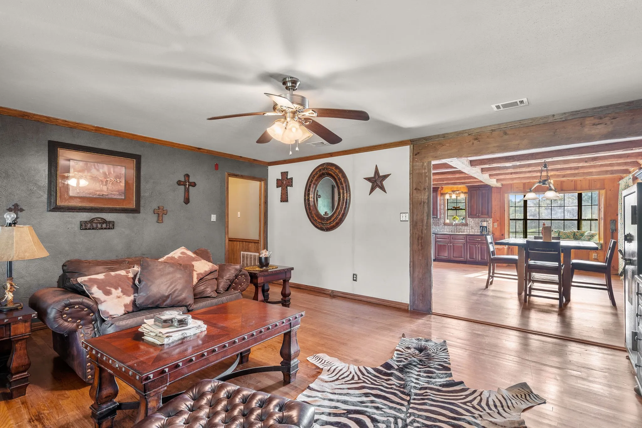 Farm For Sale in Cass County , 2711 Fm 250 N, Hughes Springs, Texas 75656, 3 Bedrooms, 2 Bathrooms, Garage spaces, 2,760 Sqft, built in 1965, Price $550,000, mls#21181331, Real Estate Agent in Hughes Springs, Homes For Sale in Cass county, Homes For Sale in Hughes Springs, Realtor in Hughes Springs Texas, Real Estate Brokerage Independent Realty Texas, Luminita Cordes Realtor
