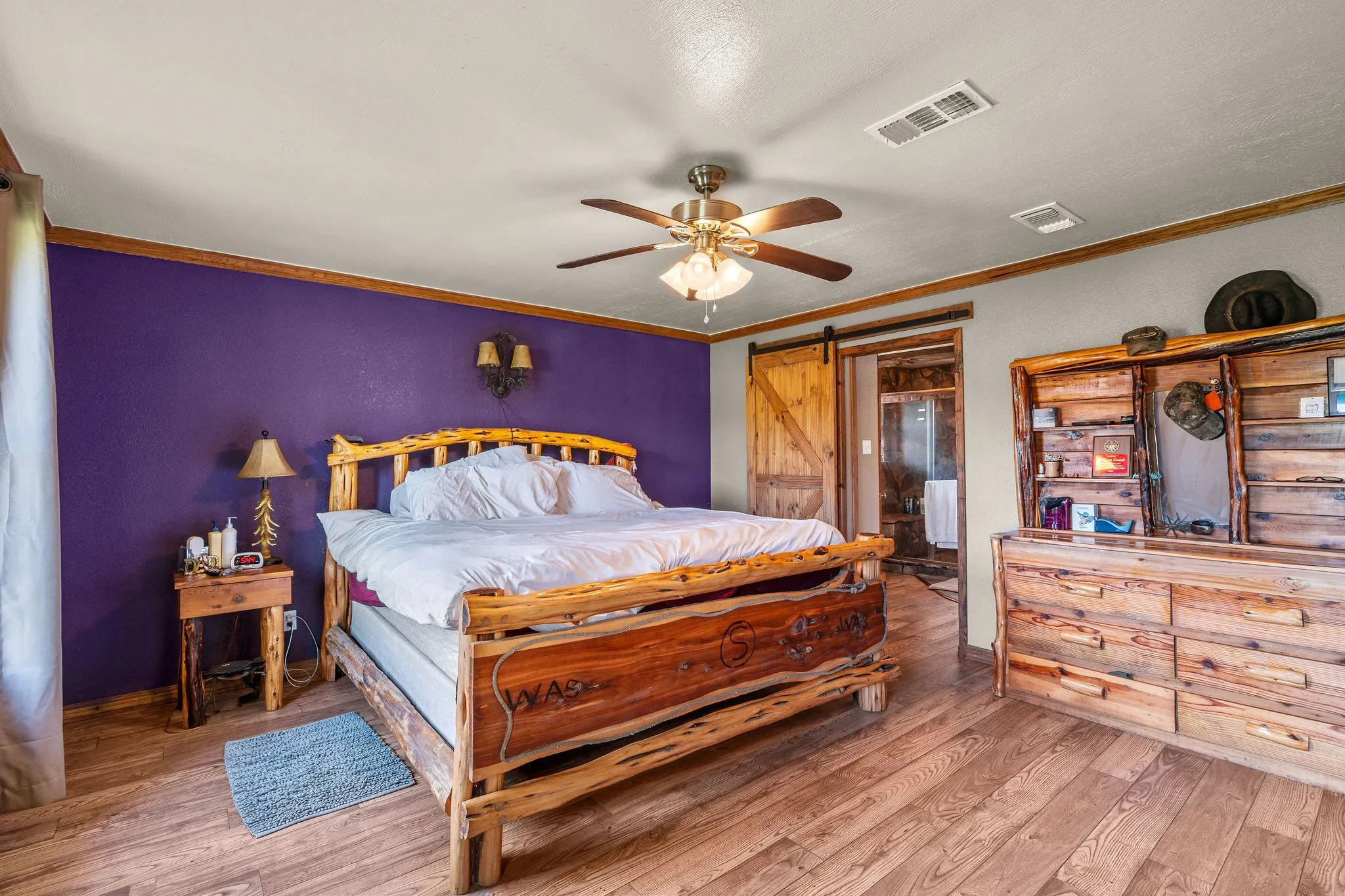 Farm For Sale in Cass County , 2711 Fm 250 N, Hughes Springs, Texas 75656, 3 Bedrooms, 2 Bathrooms, Garage spaces, 2,760 Sqft, built in 1965, Price $550,000, mls#21181331, Real Estate Agent in Hughes Springs, Homes For Sale in Cass county, Homes For Sale in Hughes Springs, Realtor in Hughes Springs Texas, Real Estate Brokerage Independent Realty Texas, Luminita Cordes Realtor
