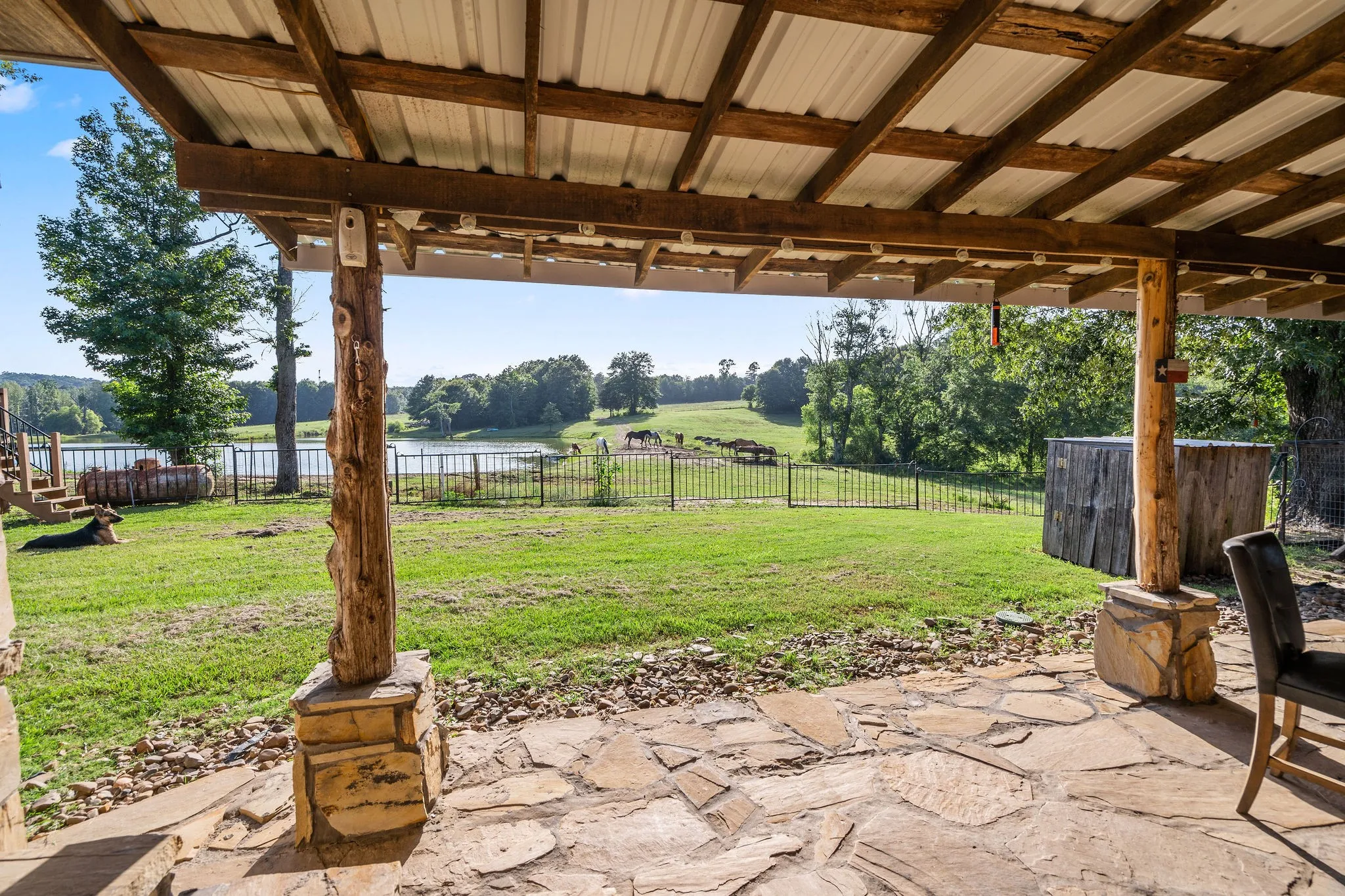 Farm For Sale in Cass County , 2711 Fm 250 N, Hughes Springs, Texas 75656, 3 Bedrooms, 2 Bathrooms, Garage spaces, 2,760 Sqft, built in 1965, Price $550,000, mls#21181331, Real Estate Agent in Hughes Springs, Homes For Sale in Cass county, Homes For Sale in Hughes Springs, Realtor in Hughes Springs Texas, Real Estate Brokerage Independent Realty Texas, Luminita Cordes Realtor