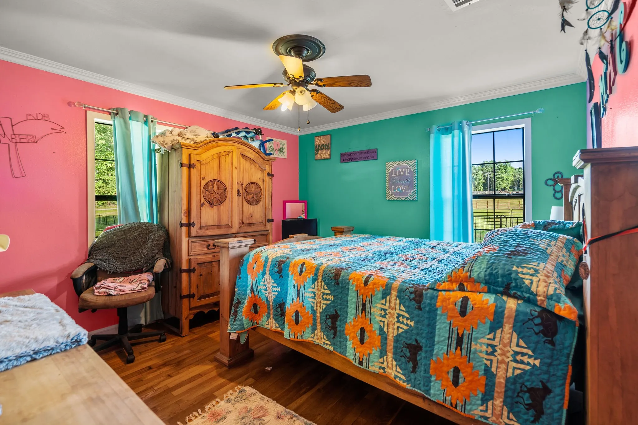 Farm For Sale in Cass County , 2711 Fm 250 N, Hughes Springs, Texas 75656, 3 Bedrooms, 2 Bathrooms, Garage spaces, 2,760 Sqft, built in 1965, Price $550,000, mls#21181331, Real Estate Agent in Hughes Springs, Homes For Sale in Cass county, Homes For Sale in Hughes Springs, Realtor in Hughes Springs Texas, Real Estate Brokerage Independent Realty Texas, Luminita Cordes Realtor