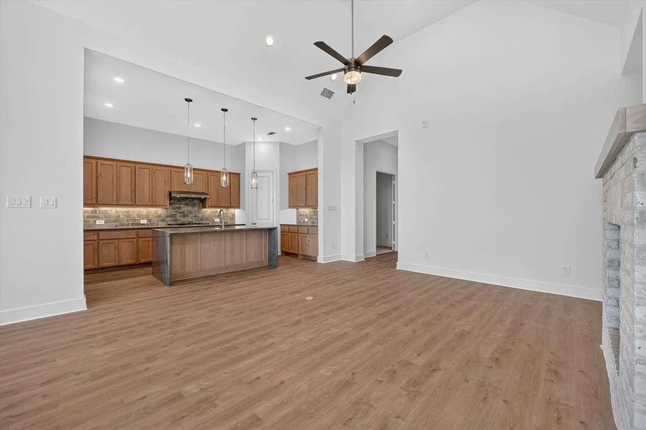 Single Family Residence For Sale in Denton County , 9820 Oak Glade Drive, Denton, Texas 76207, 4 Bedroom, 5 Bathroom, 2 Garage spaces, 2,565 Sqft, built in 2026, New Construction - Incomplete, mls#21180536, Real Estate Agent in Denton, Homes For Sale in Denton county, Homes For Sale in Denton, Realtor in Denton Texas, Real Estate Brokerage Independent Realty Texas, Luminita Cordes Realtor