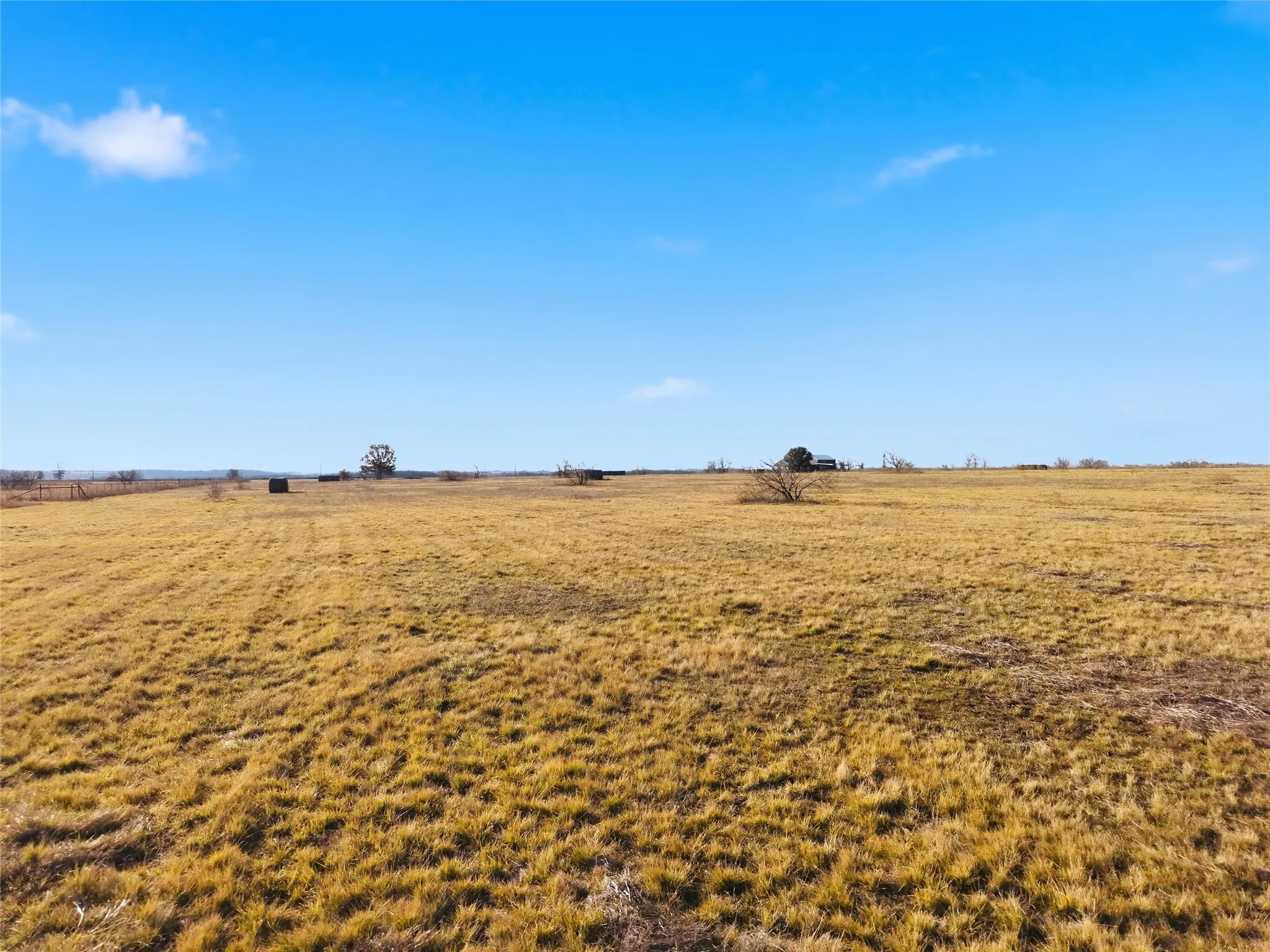 Improved Land For Sale in Mc Lennan County , TBD Peacock Lane, Mc Gregor, Texas 76657, 0, 0, Garage spaces, 0 Sqft, built in 0, mls#21179712, Real Estate Agent in Mc Gregor, Homes For Sale in Mc Lennan county, Homes For Sale in Mc Gregor, Realtor in Mc Gregor Texas, Real Estate Brokerage Independent Realty Texas, Luminita Cordes Realtor