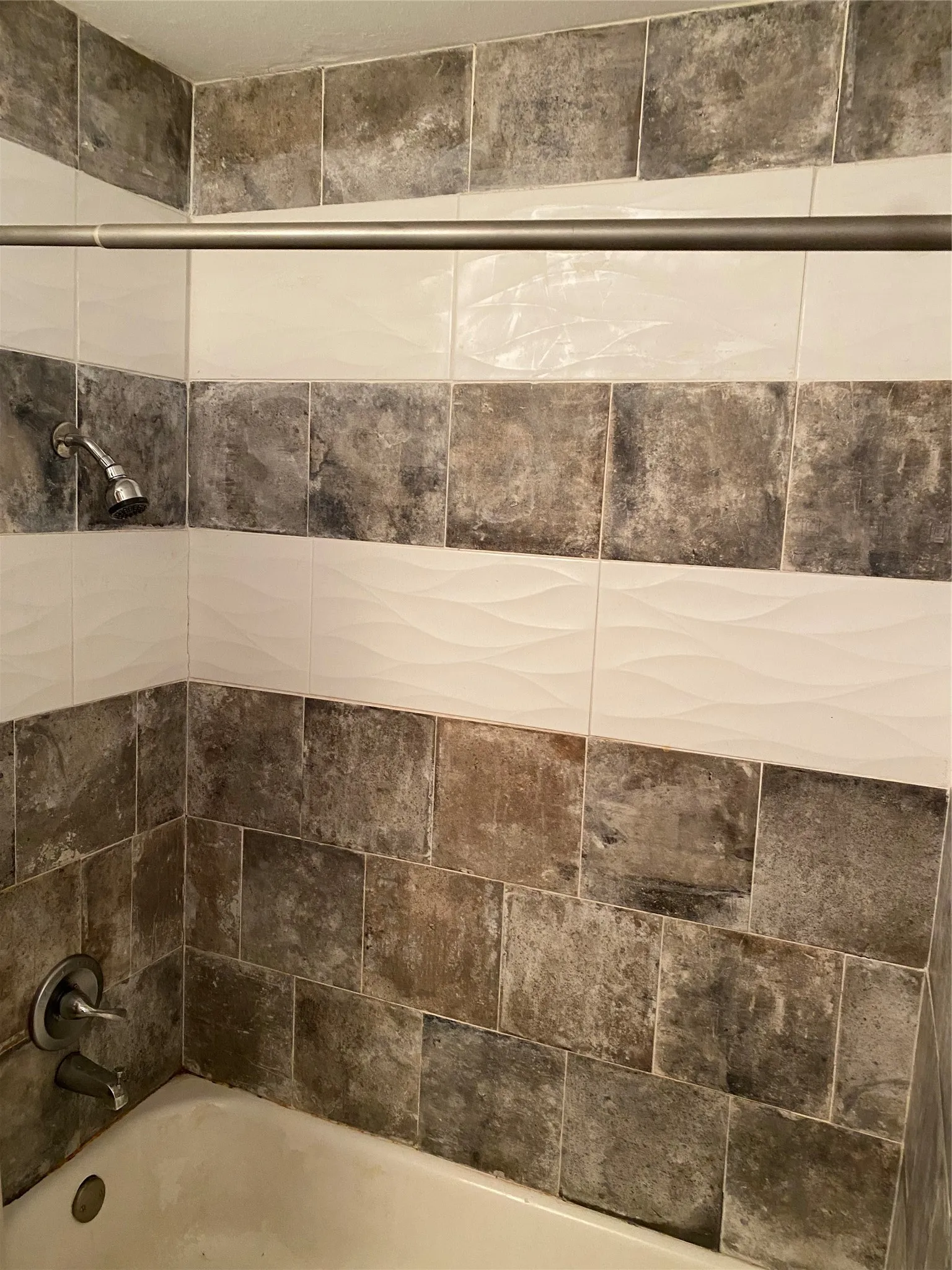 Single Family Residence For Rent in Dallas County , 2119 Tecumseh Trace, Carrollton, Texas 75006, 5 Bedroom, 2 Bathroom, Garage spaces, 1,789 Sqft, built in 1963, Preowned, mls#21180984, Real Estate Agent in Carrollton, Homes For Rent in Dallas county, Homes For Rent in Carrollton, Realtor in Carrollton Texas, Real Estate Brokerage Independent Realty Texas, Luminita Cordes Realtor