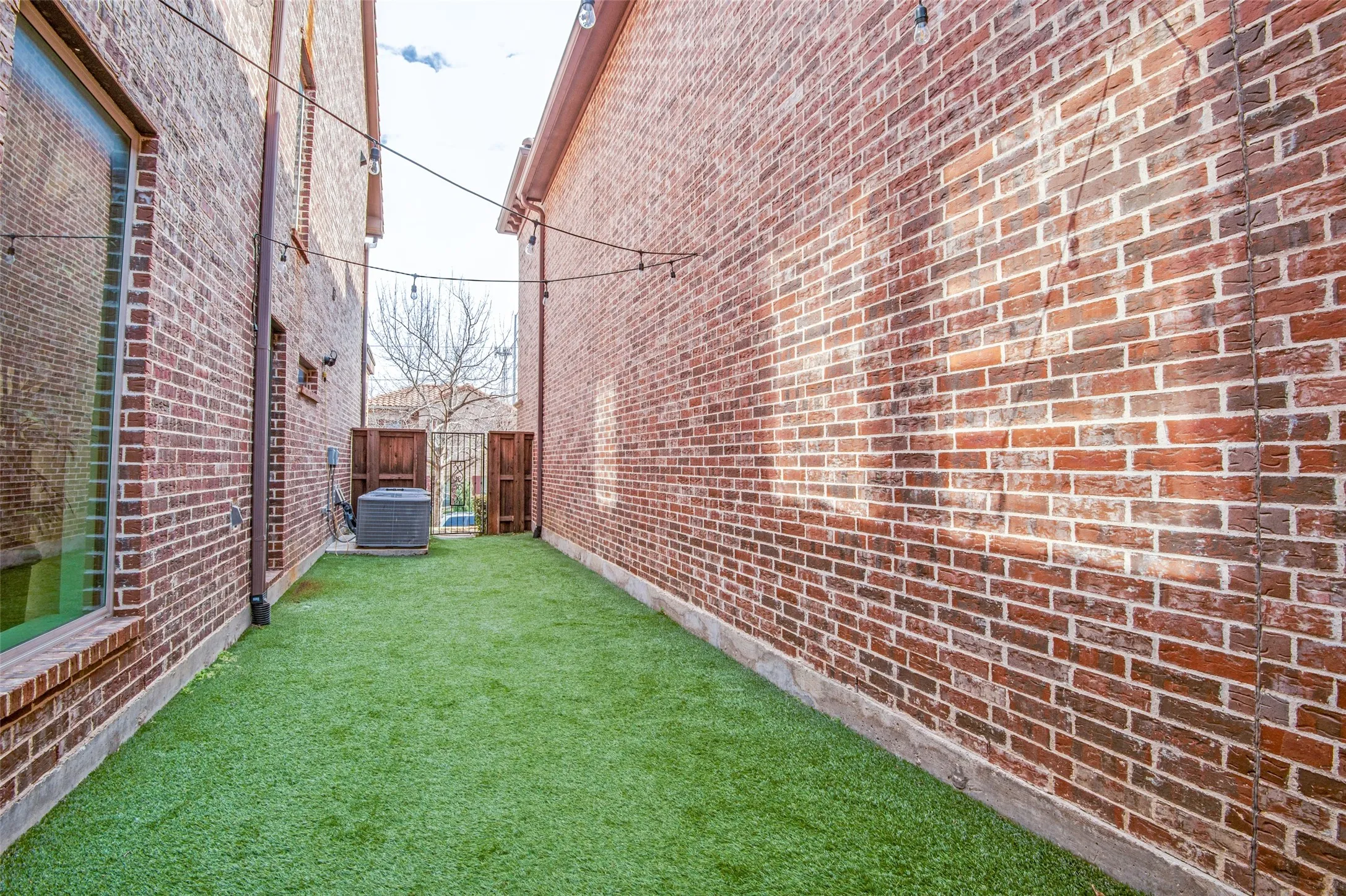 Side play area with turf!