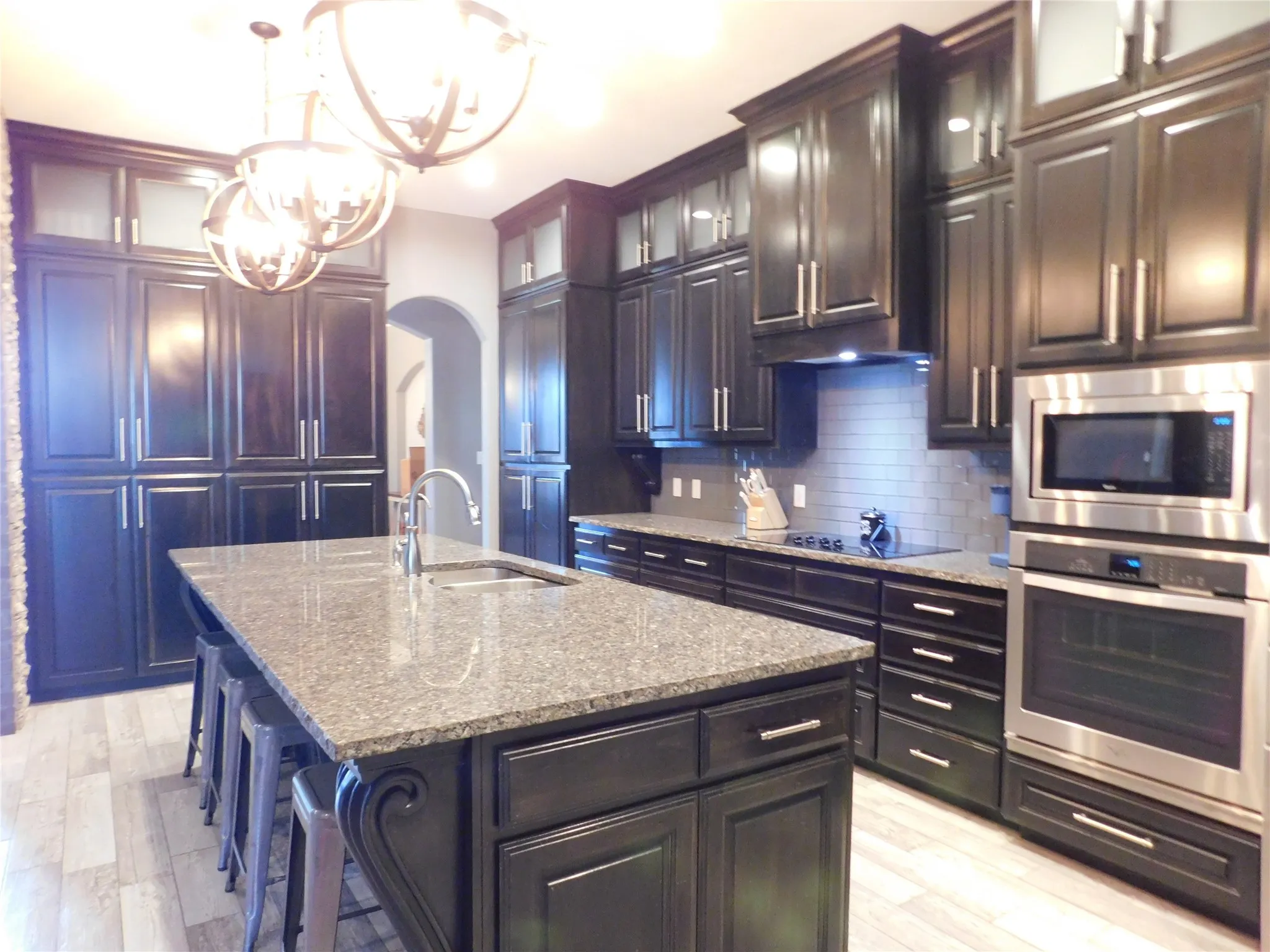 Single Family Residence For Sale in Jack County , 204 Jermyn Avenue, Jermyn, Texas 76459, 5 Bedrooms, 4 Bathrooms, 2 Garage spaces, 5,900 Sqft, built in 2014, Price $585,000, mls#21181513, Real Estate Agent in Jermyn, Homes For Sale in Jack county, Homes For Sale in Jermyn, Realtor in Jermyn Texas, Real Estate Brokerage Independent Realty Texas, Luminita Cordes Realtor