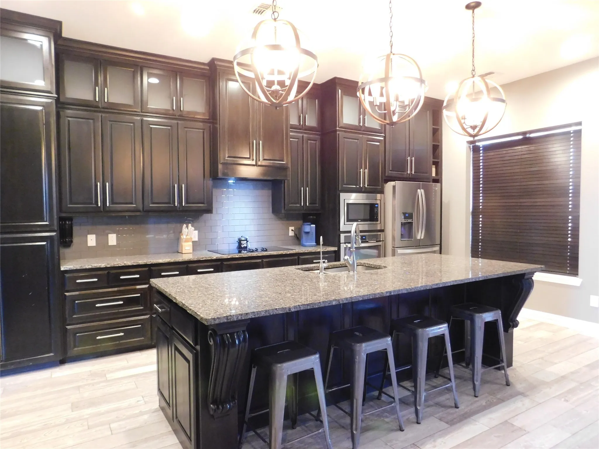 Single Family Residence For Sale in Jack County , 204 Jermyn Avenue, Jermyn, Texas 76459, 5 Bedrooms, 4 Bathrooms, 2 Garage spaces, 5,900 Sqft, built in 2014, Price $585,000, mls#21181513, Real Estate Agent in Jermyn, Homes For Sale in Jack county, Homes For Sale in Jermyn, Realtor in Jermyn Texas, Real Estate Brokerage Independent Realty Texas, Luminita Cordes Realtor