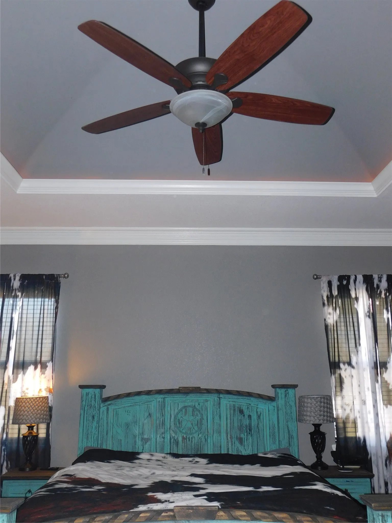 Single Family Residence For Sale in Jack County , 204 Jermyn Avenue, Jermyn, Texas 76459, 5 Bedrooms, 4 Bathrooms, 2 Garage spaces, 5,900 Sqft, built in 2014, Price $585,000, mls#21181513, Real Estate Agent in Jermyn, Homes For Sale in Jack county, Homes For Sale in Jermyn, Realtor in Jermyn Texas, Real Estate Brokerage Independent Realty Texas, Luminita Cordes Realtor