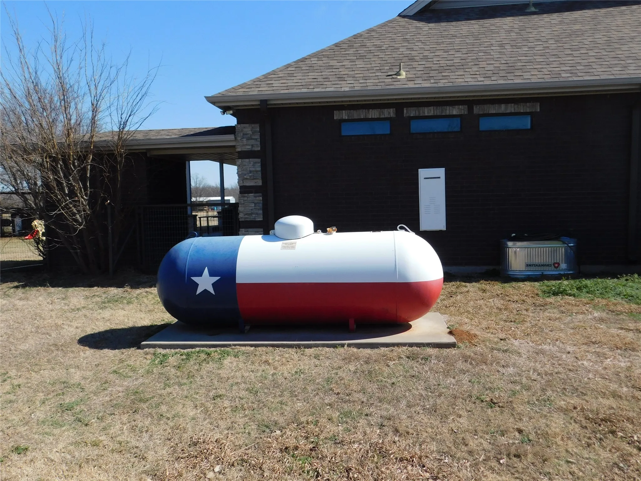 Single Family Residence For Sale in Jack County , 204 Jermyn Avenue, Jermyn, Texas 76459, 5 Bedrooms, 4 Bathrooms, 2 Garage spaces, 5,900 Sqft, built in 2014, Price $585,000, mls#21181513, Real Estate Agent in Jermyn, Homes For Sale in Jack county, Homes For Sale in Jermyn, Realtor in Jermyn Texas, Real Estate Brokerage Independent Realty Texas, Luminita Cordes Realtor