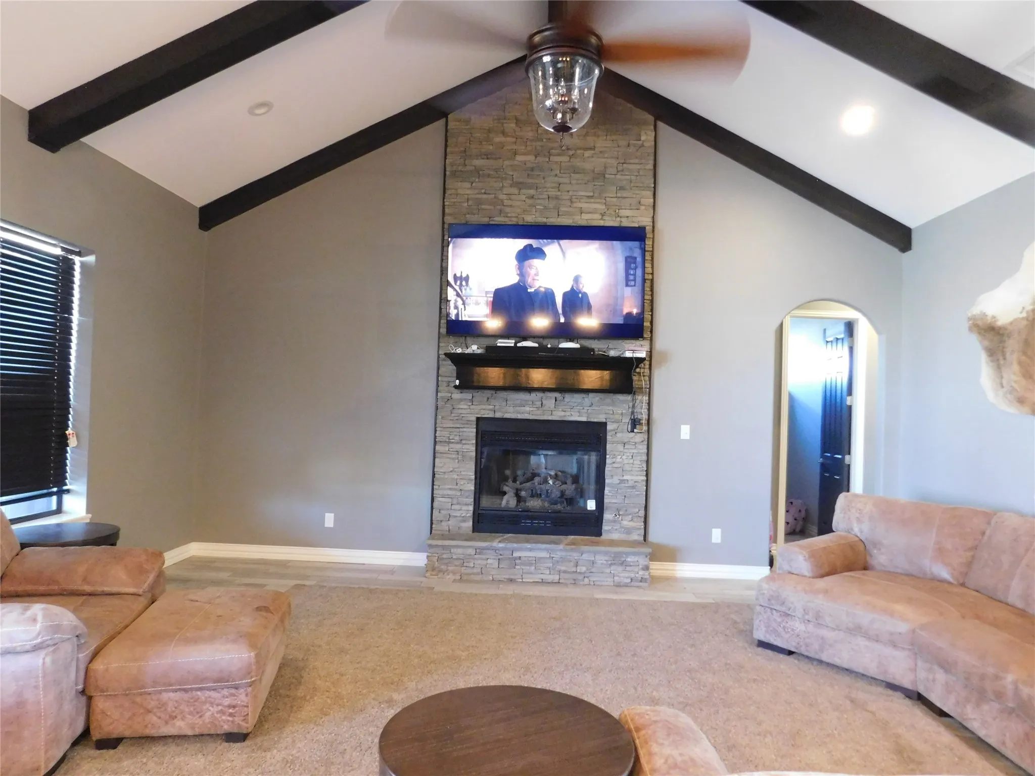 Single Family Residence For Sale in Jack County , 204 Jermyn Avenue, Jermyn, Texas 76459, 5 Bedrooms, 4 Bathrooms, 2 Garage spaces, 5,900 Sqft, built in 2014, Price $585,000, mls#21181513, Real Estate Agent in Jermyn, Homes For Sale in Jack county, Homes For Sale in Jermyn, Realtor in Jermyn Texas, Real Estate Brokerage Independent Realty Texas, Luminita Cordes Realtor