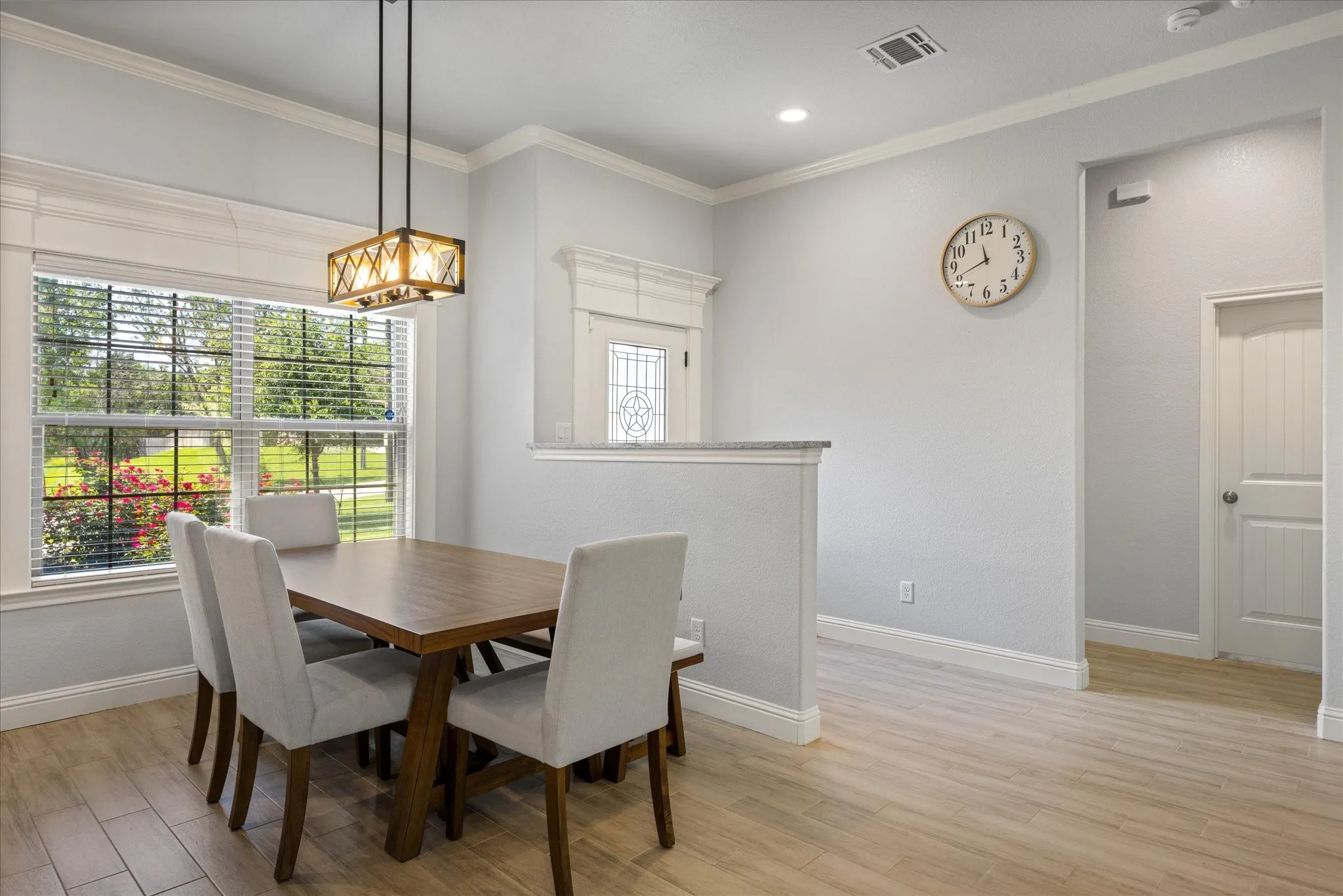Single Family Residence For Sale in Hood County , 2206 Navasota Street, Granbury, Texas 76048, 3 Bedroom, 2 Bathroom, 2 Garage spaces, 1,432 Sqft, built in 2020, Preowned, mls#21180490, Real Estate Agent in Granbury, Homes For Sale in Hood county, Homes For Sale in Granbury, Realtor in Granbury Texas, Real Estate Brokerage Independent Realty Texas, Luminita Cordes Realtor