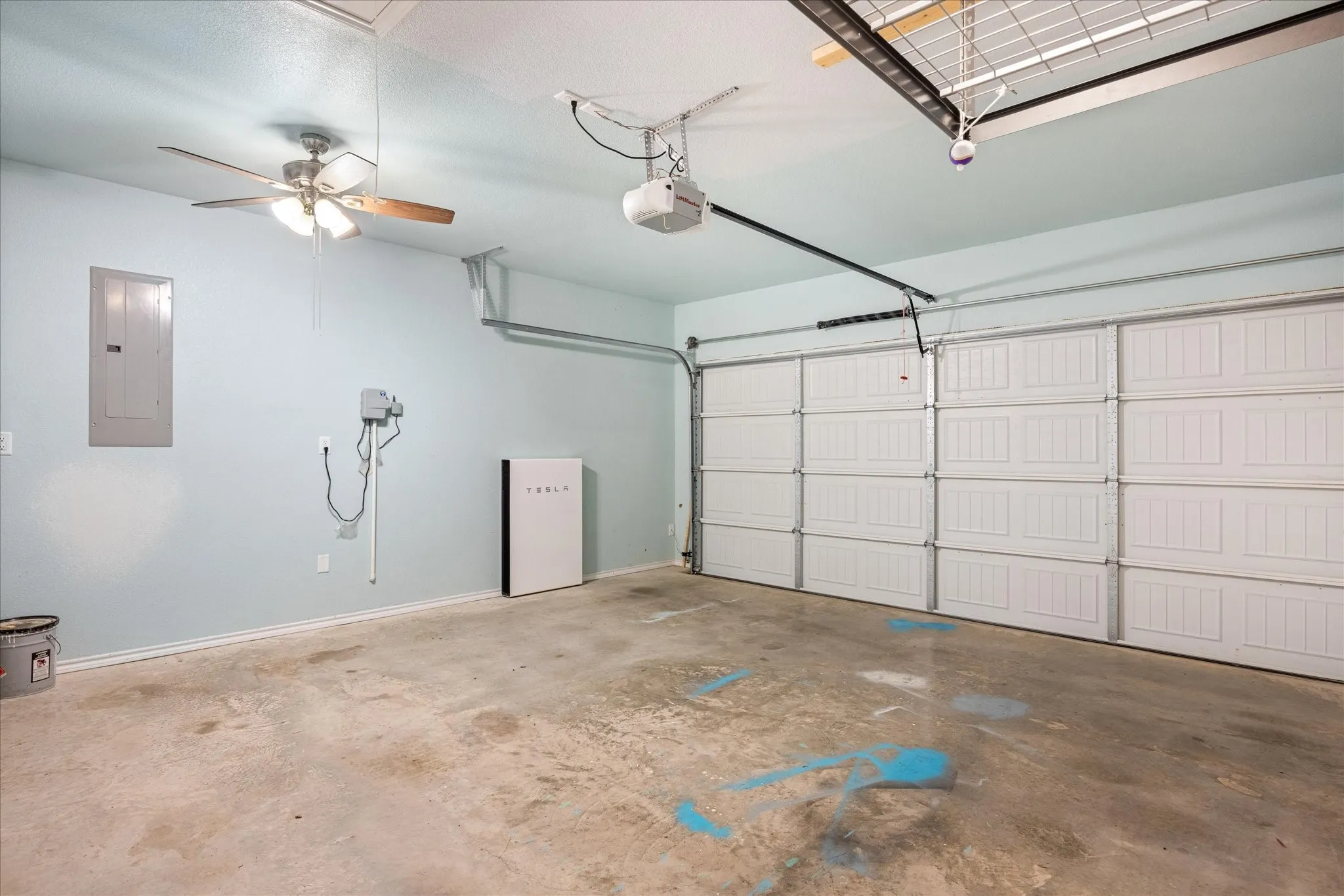 Single Family Residence For Sale in Hood County , 2206 Navasota Street, Granbury, Texas 76048, 3 Bedroom, 2 Bathroom, 2 Garage spaces, 1,432 Sqft, built in 2020, Preowned, mls#21180490, Real Estate Agent in Granbury, Homes For Sale in Hood county, Homes For Sale in Granbury, Realtor in Granbury Texas, Real Estate Brokerage Independent Realty Texas, Luminita Cordes Realtor