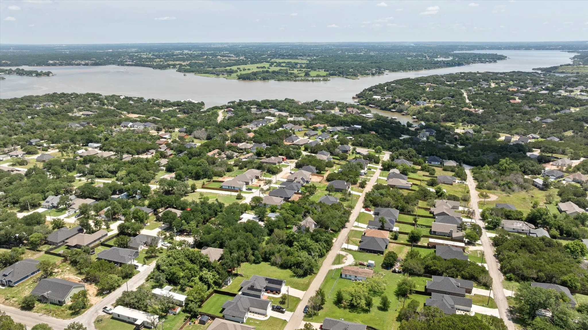Single Family Residence For Sale in Hood County , 2206 Navasota Street, Granbury, Texas 76048, 3 Bedroom, 2 Bathroom, 2 Garage spaces, 1,432 Sqft, built in 2020, Preowned, mls#21180490, Real Estate Agent in Granbury, Homes For Sale in Hood county, Homes For Sale in Granbury, Realtor in Granbury Texas, Real Estate Brokerage Independent Realty Texas, Luminita Cordes Realtor