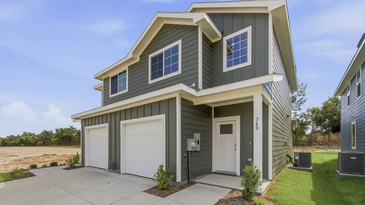 Townhouse For Sale in Hopkins County , 740 Stonewood Drive, Sulphur Springs, Texas 75482, 2 Bedroom, 3 Bathroom, 1 Garage spaces, 1,075 Sqft, built in 2025, New Construction - Incomplete, mls#21181586, Real Estate Agent in Sulphur Springs, Homes For Sale in Hopkins county, Homes For Sale in Sulphur Springs, Realtor in Sulphur Springs Texas, Real Estate Brokerage Independent Realty Texas, Luminita Cordes Realtor
